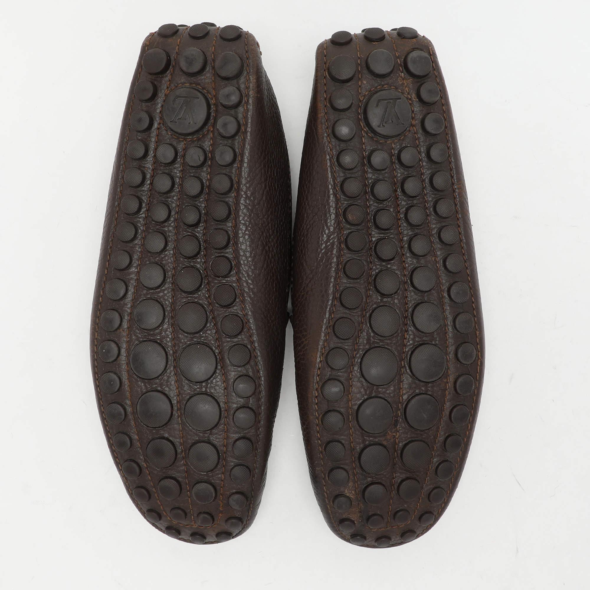 Louis Vuitton Mocassins à nœud en cuir Brown Taille 44 en vente 1