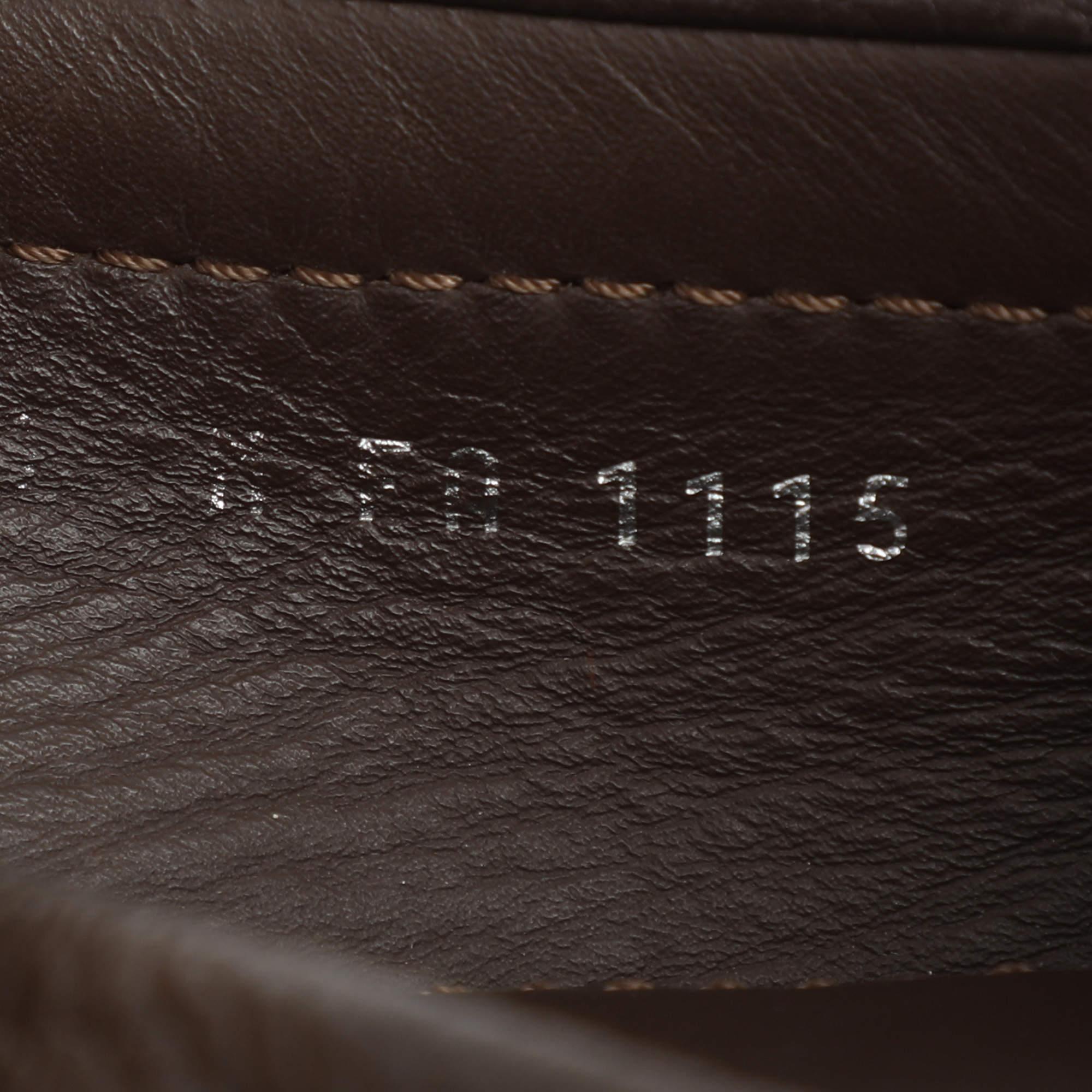 Louis Vuitton Mocassins à nœud en cuir Brown Taille 44 en vente 3