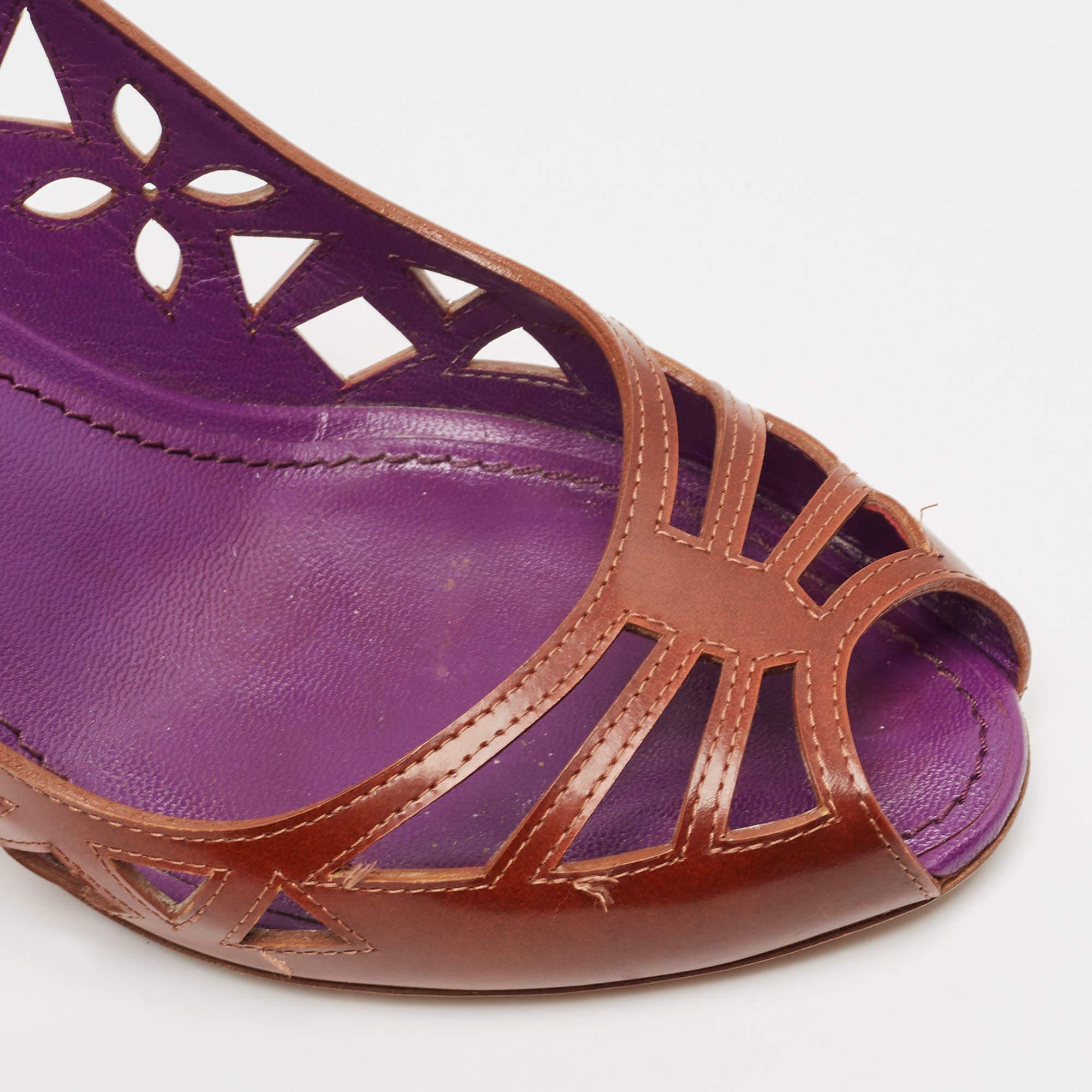 Louis Vuitton - Décolletés in pelle marrone con ritaglio - misura 38,5 2