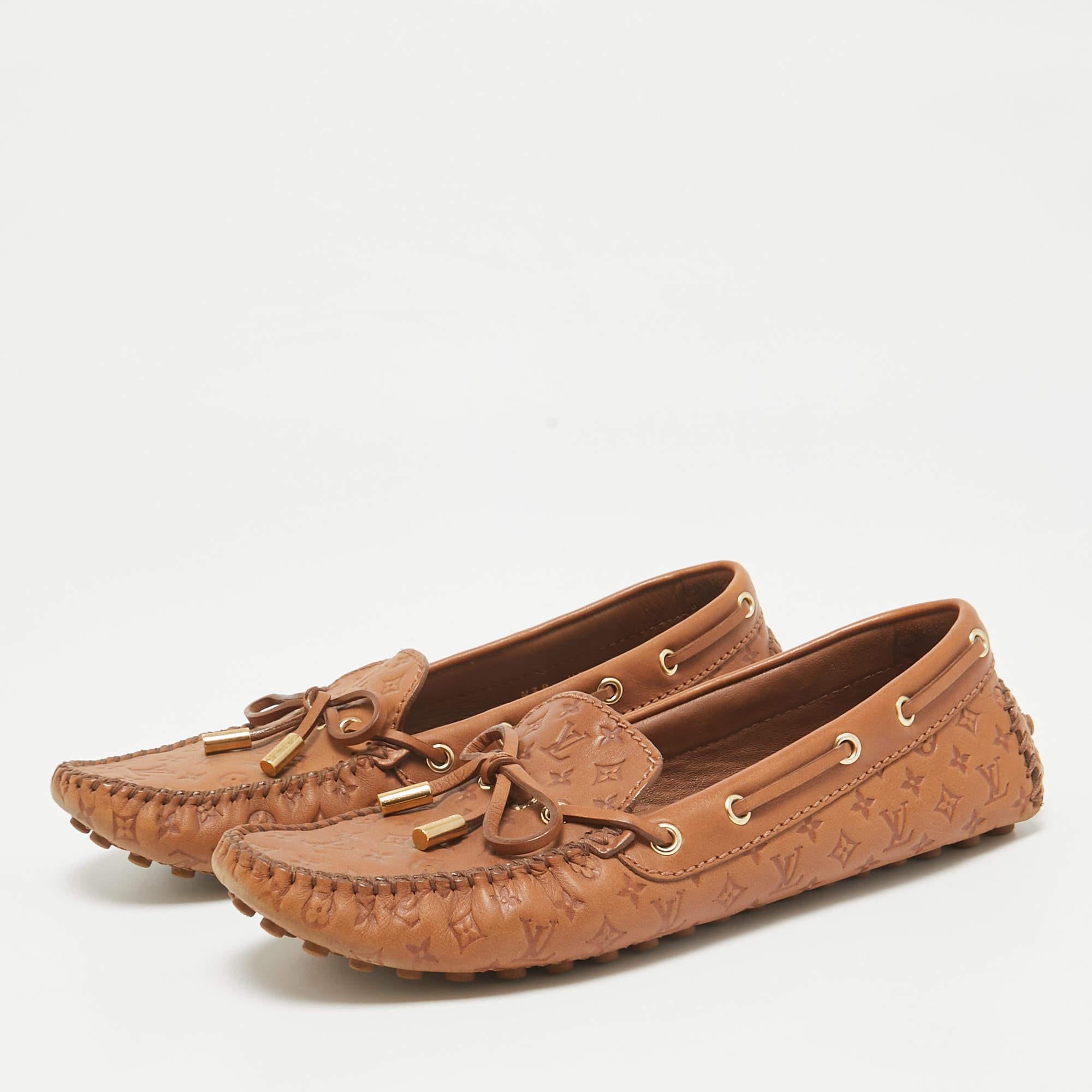 Practical fashionable and durable these LV loafers are carefully built to be fine companions to your everyday style. They come made using the best materials to be a prized buy.