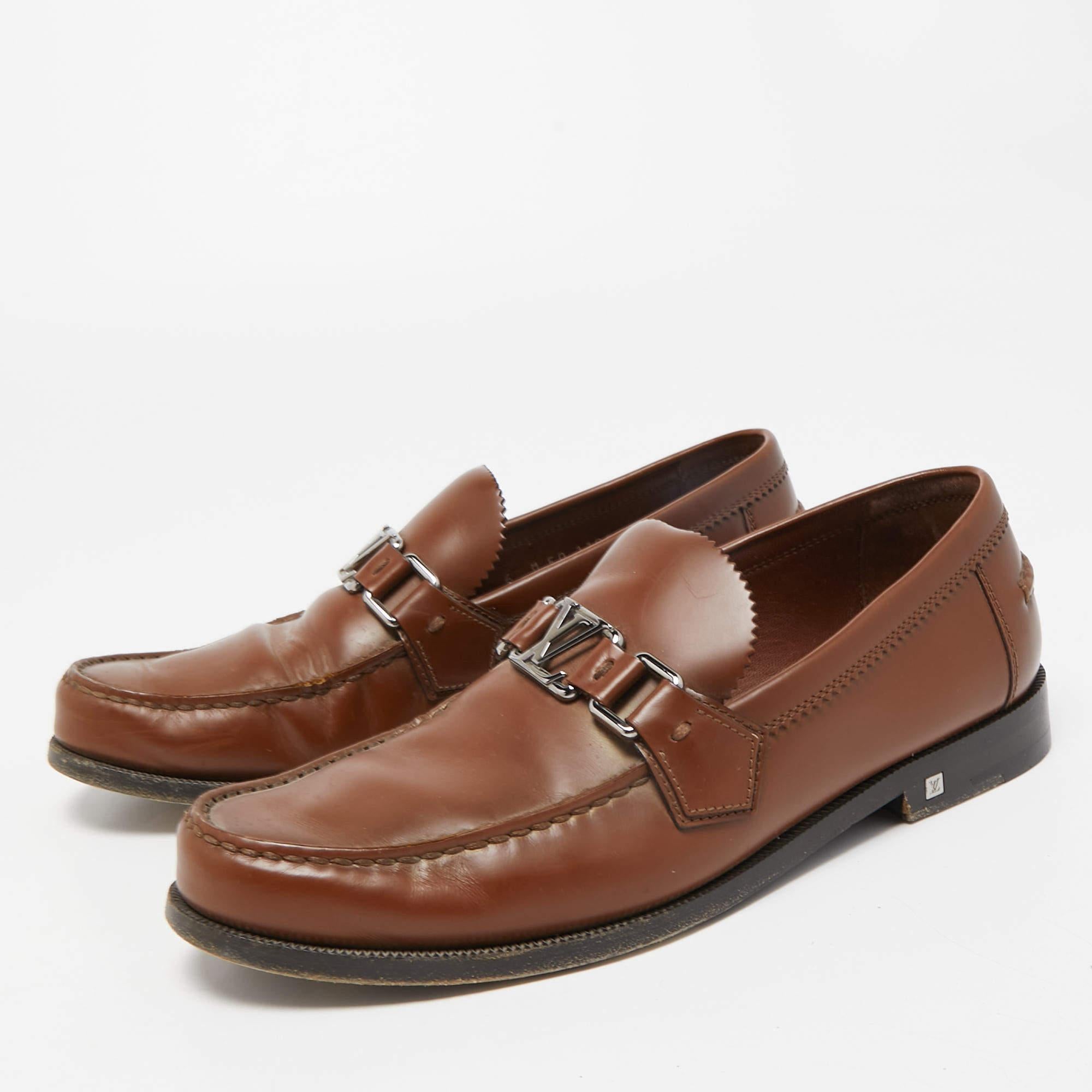 Men's Louis Vuitton Brown Leather Hockenheim Loafers Size 40 For Sale