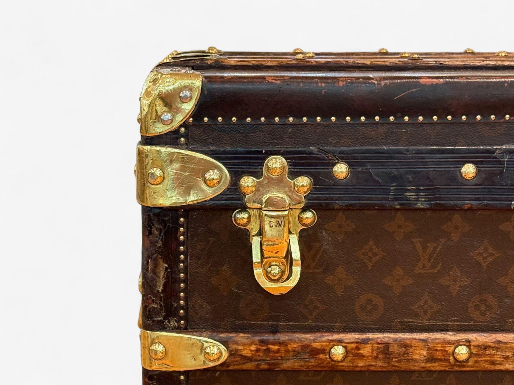 Louis Vuitton, Brown Leather, Monogram Canvas, Vintage Steamer Trunk, France In Good Condition For Sale In Manhasset, NY