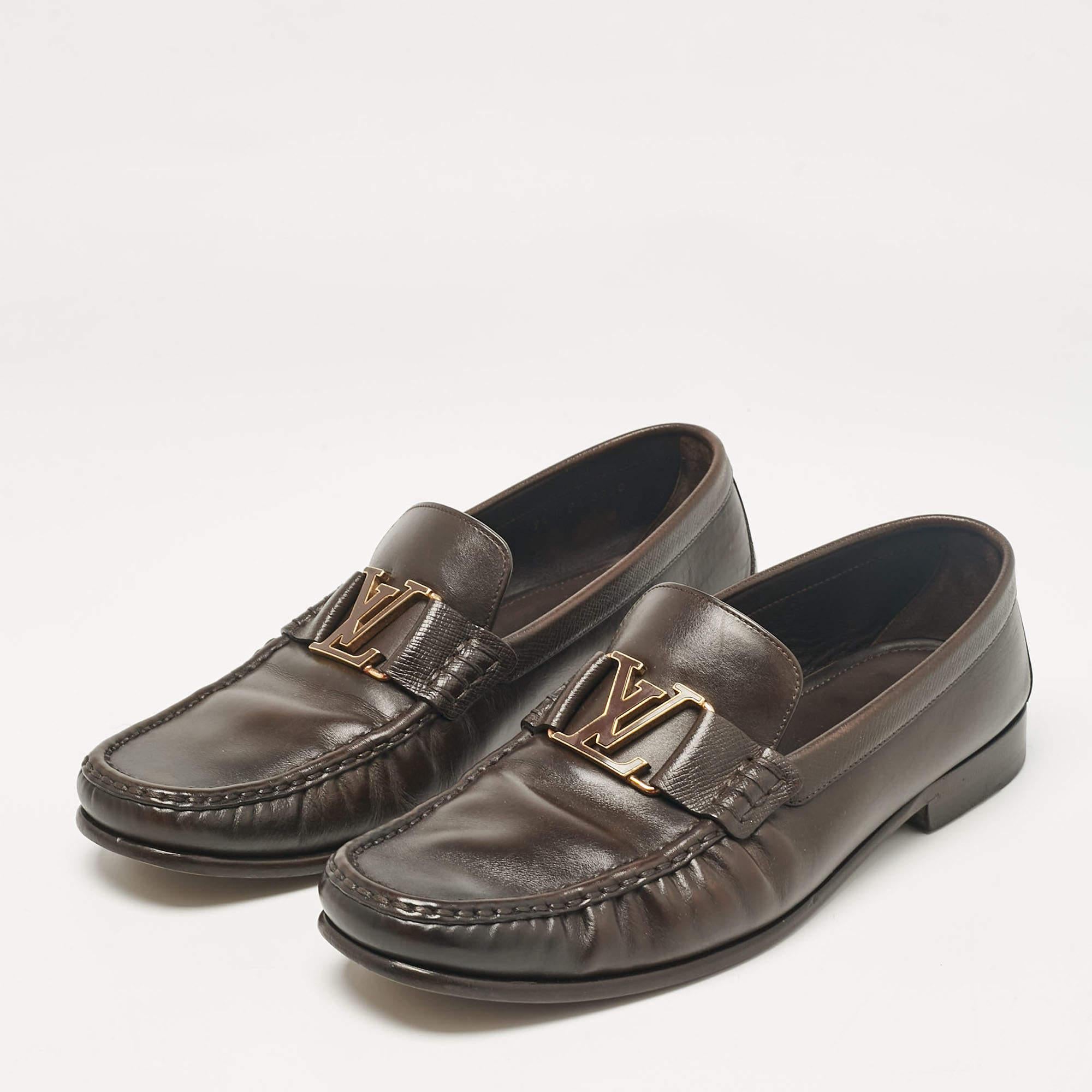 Practical fashionable and durable these designer loafers are carefully built to be fine companions to your everyday style. They come made using the best materials to be a prized buy.