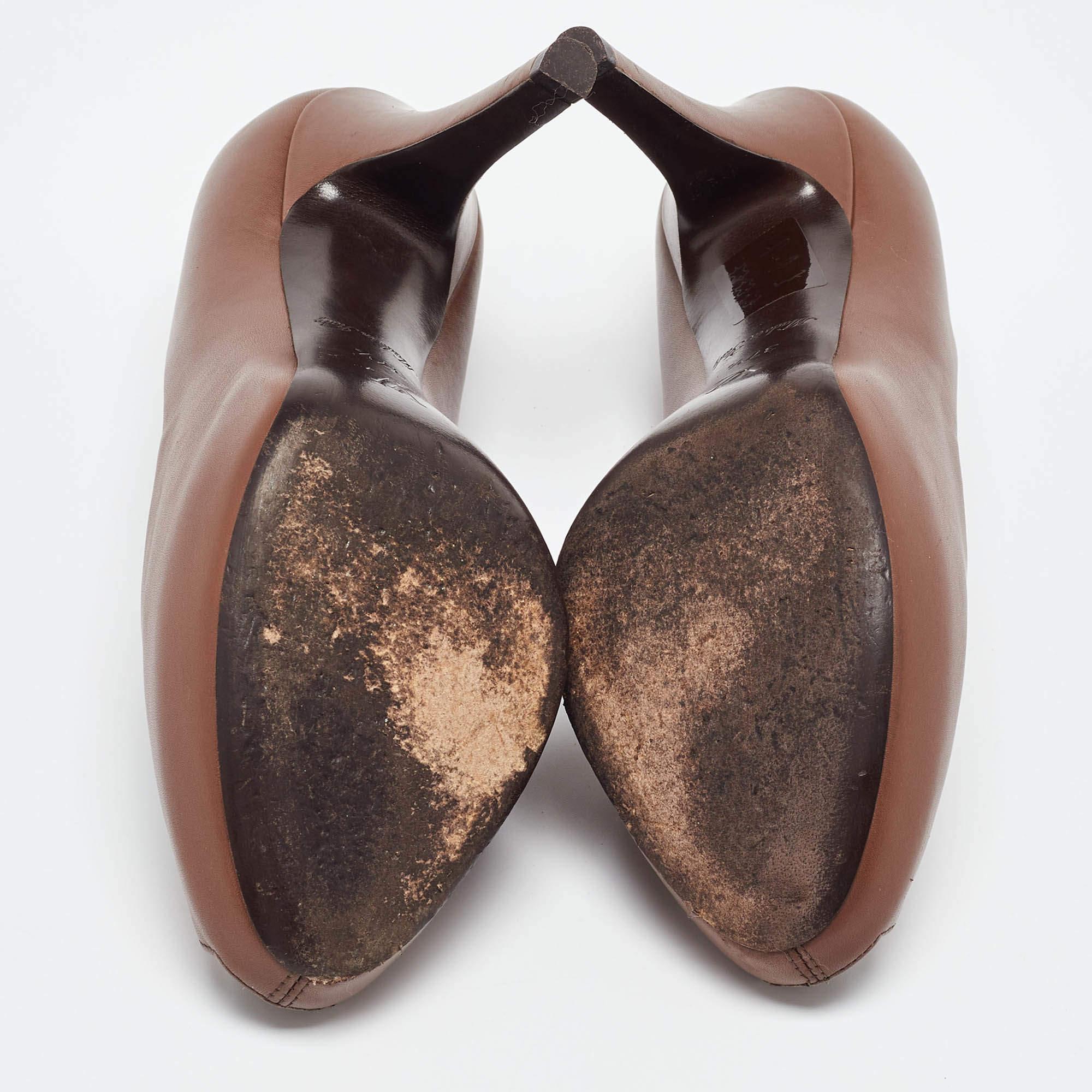 Louis Vuitton Pelle Marrone Oh Davvero! Piattaforma Peep Toe Pumps Taglia 37.5 2