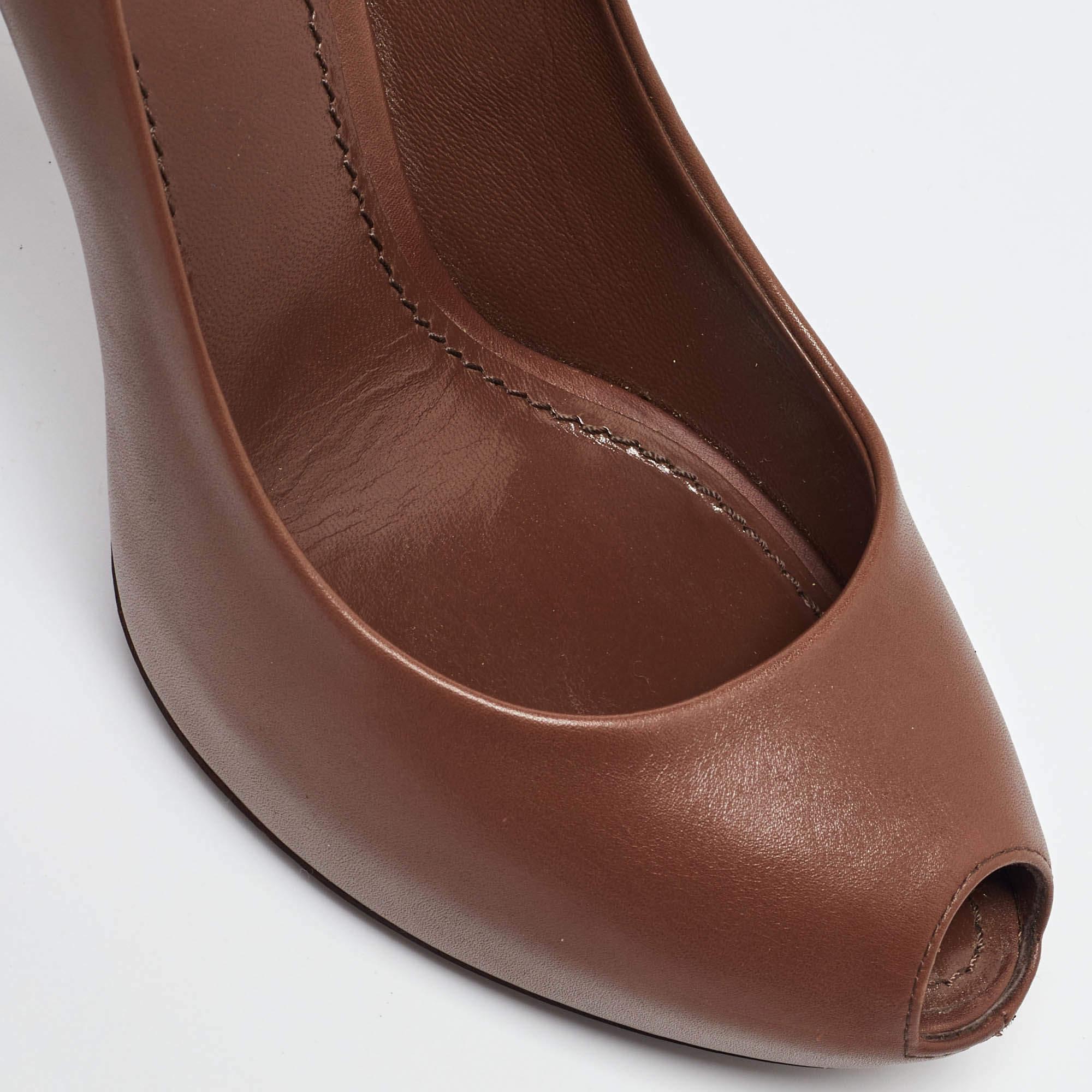Louis Vuitton Pelle Marrone Oh Davvero! Piattaforma Peep Toe Pumps Taglia 37.5 3