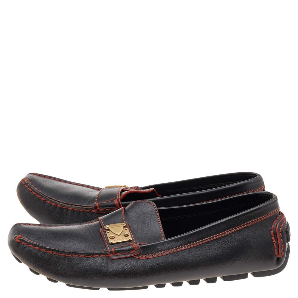 Louis Vuitton Brown Leather S Lock Slip On Loafers Size 39 In Good Condition For Sale In Dubai, Al Qouz 2