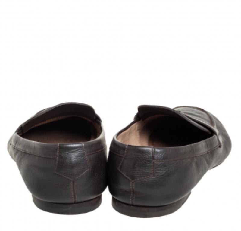 Louis Vuitton Brown Leather Slip On Loafers Size 42 For Sale 1