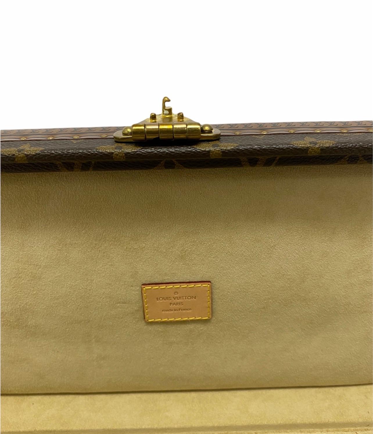 Louis Vuitton Brown Leather Watch Case In New Condition In Torre Del Greco, IT