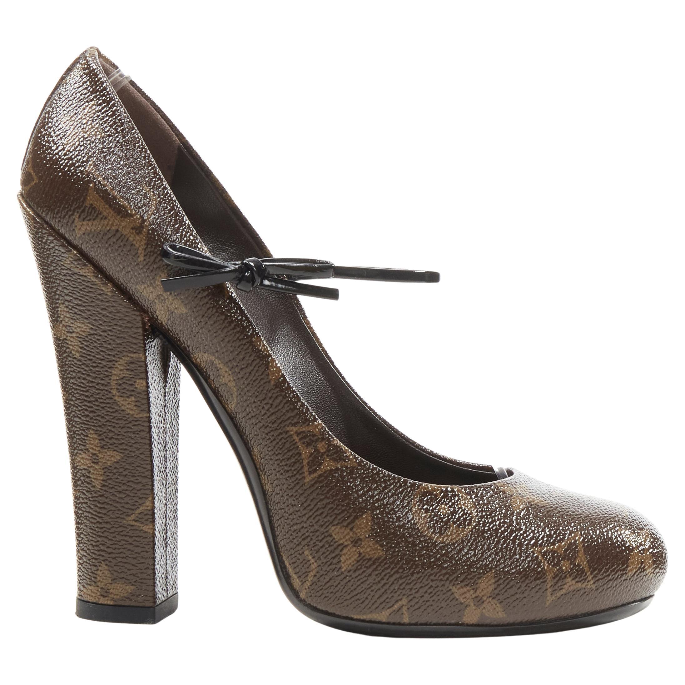 LV giraffe heels  Heels, Animal shoes, Louis vuitton heels