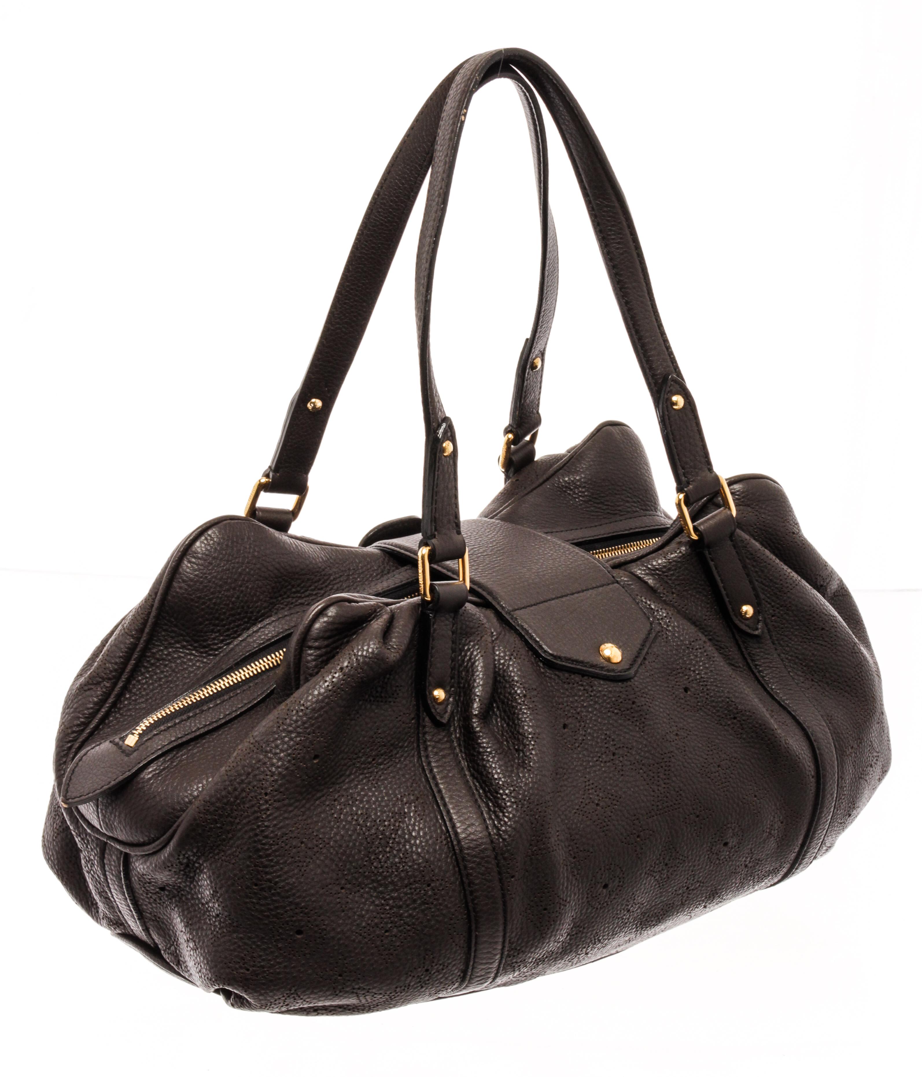 Louis Vuitton Brown Mahina Leather Lunar GM Hobo Bag In Good Condition In Irvine, CA