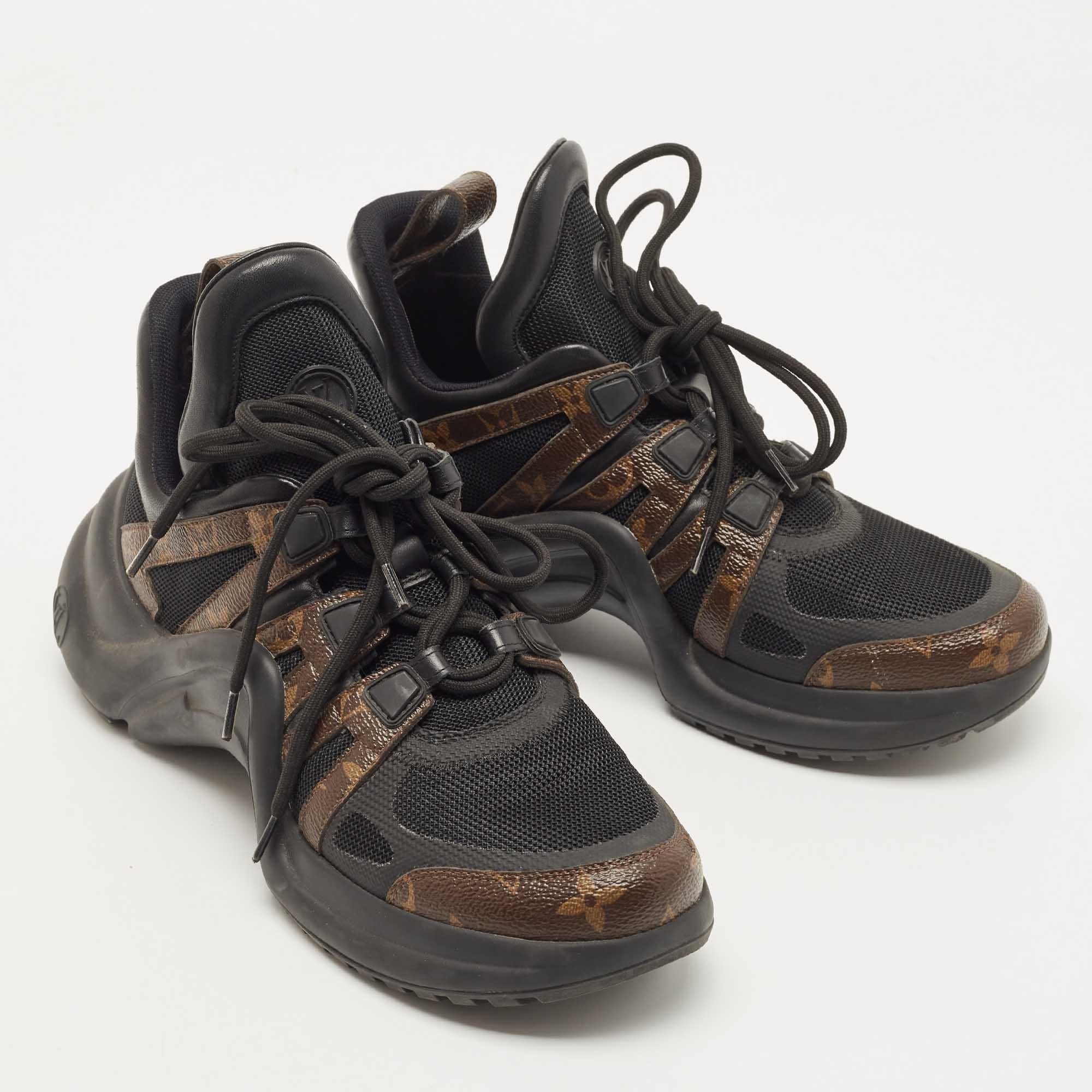 Louis Vuitton Brown Mesh and Leather Archlight Sneakers  In Good Condition In Dubai, Al Qouz 2
