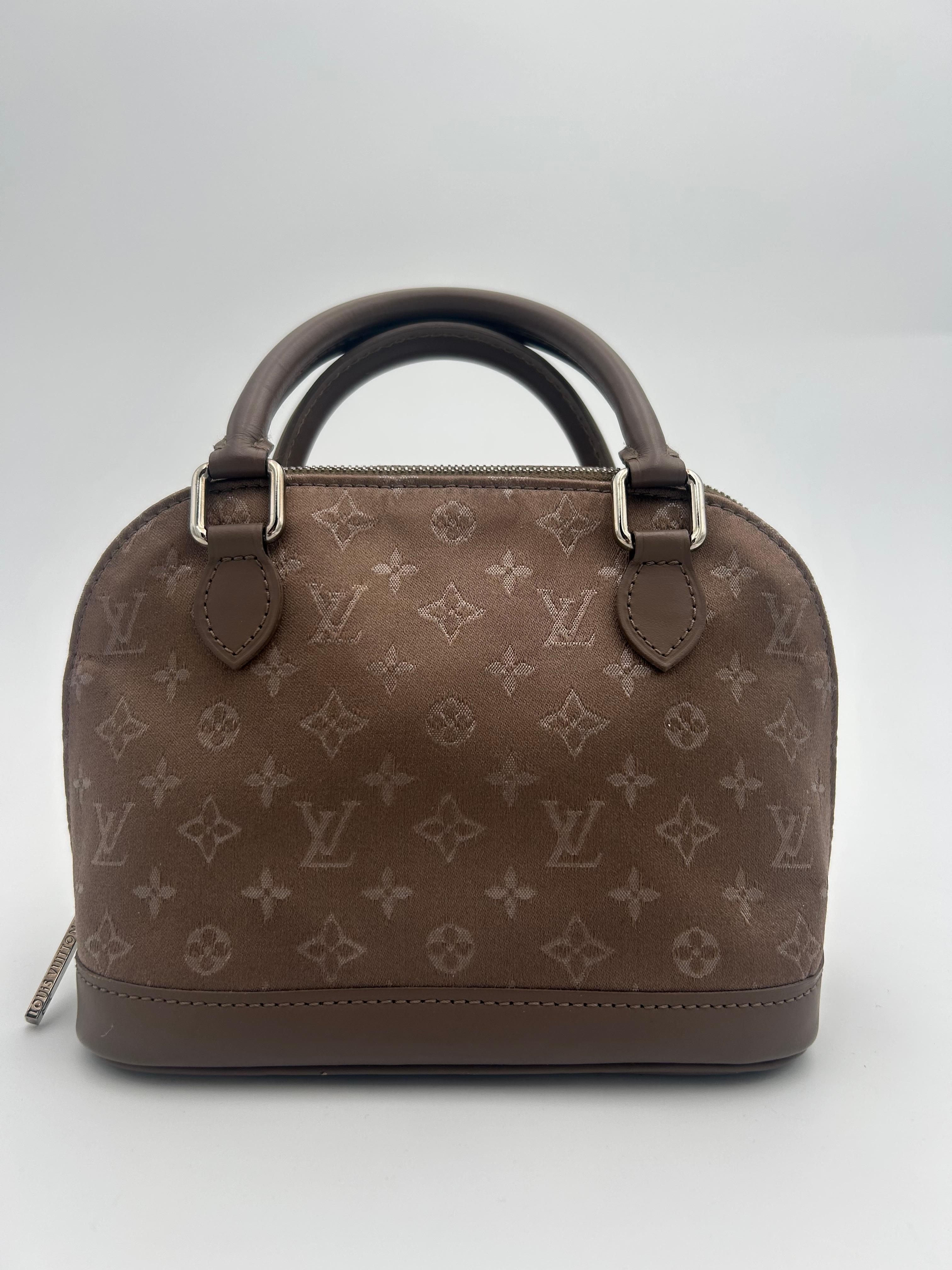 Nero Louis Vuitton Mini Alma Marrone in vendita