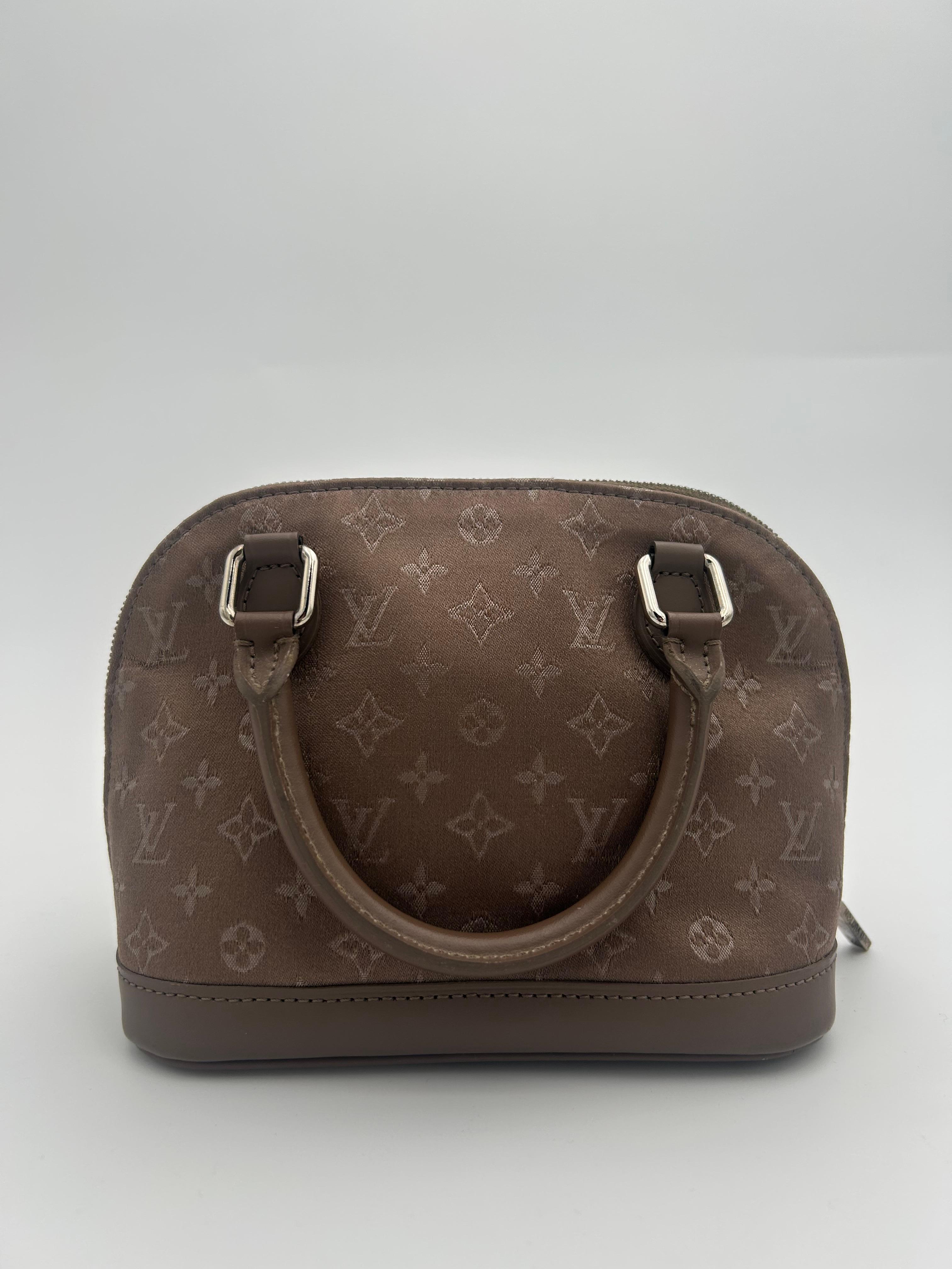 Louis Vuitton Mini Alma Marrone In condizioni buone in vendita a Palm Beach, FL