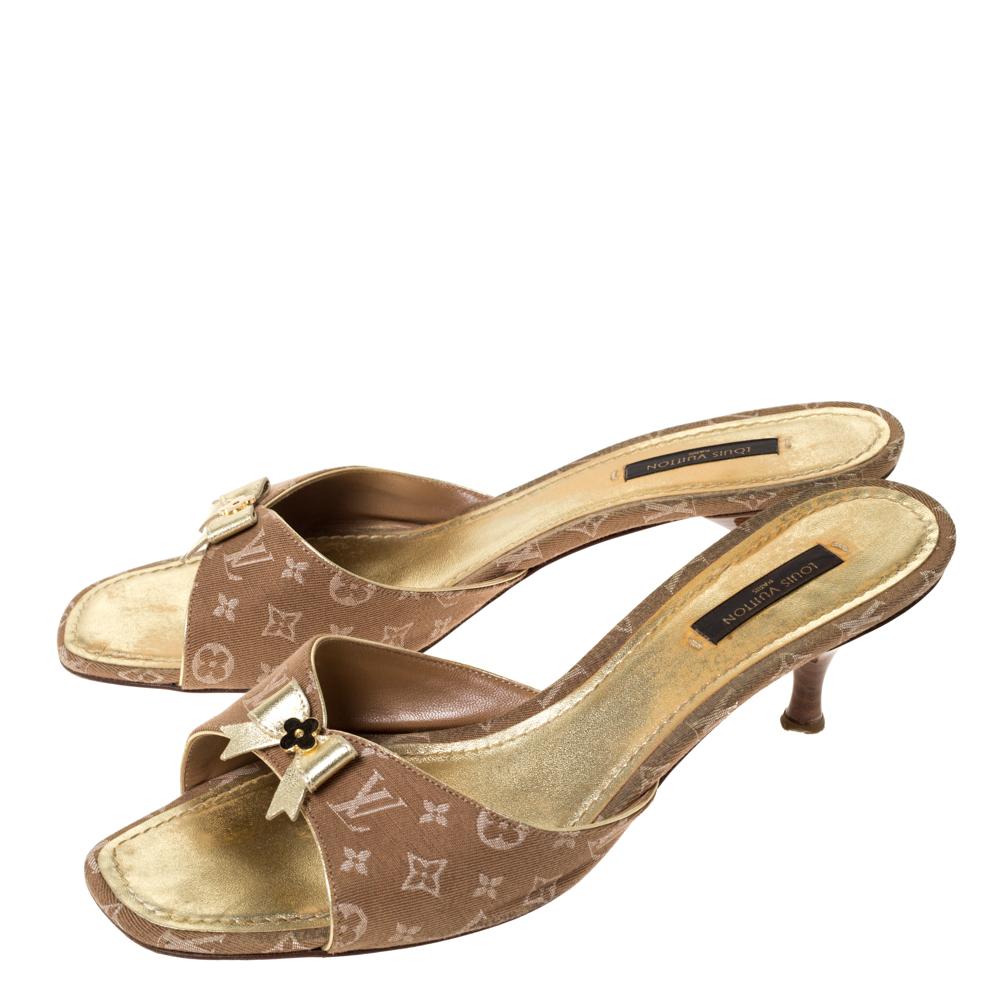 Women's Louis Vuitton Brown Mini Lin Canvas Bow Slide Sandals Size 39
