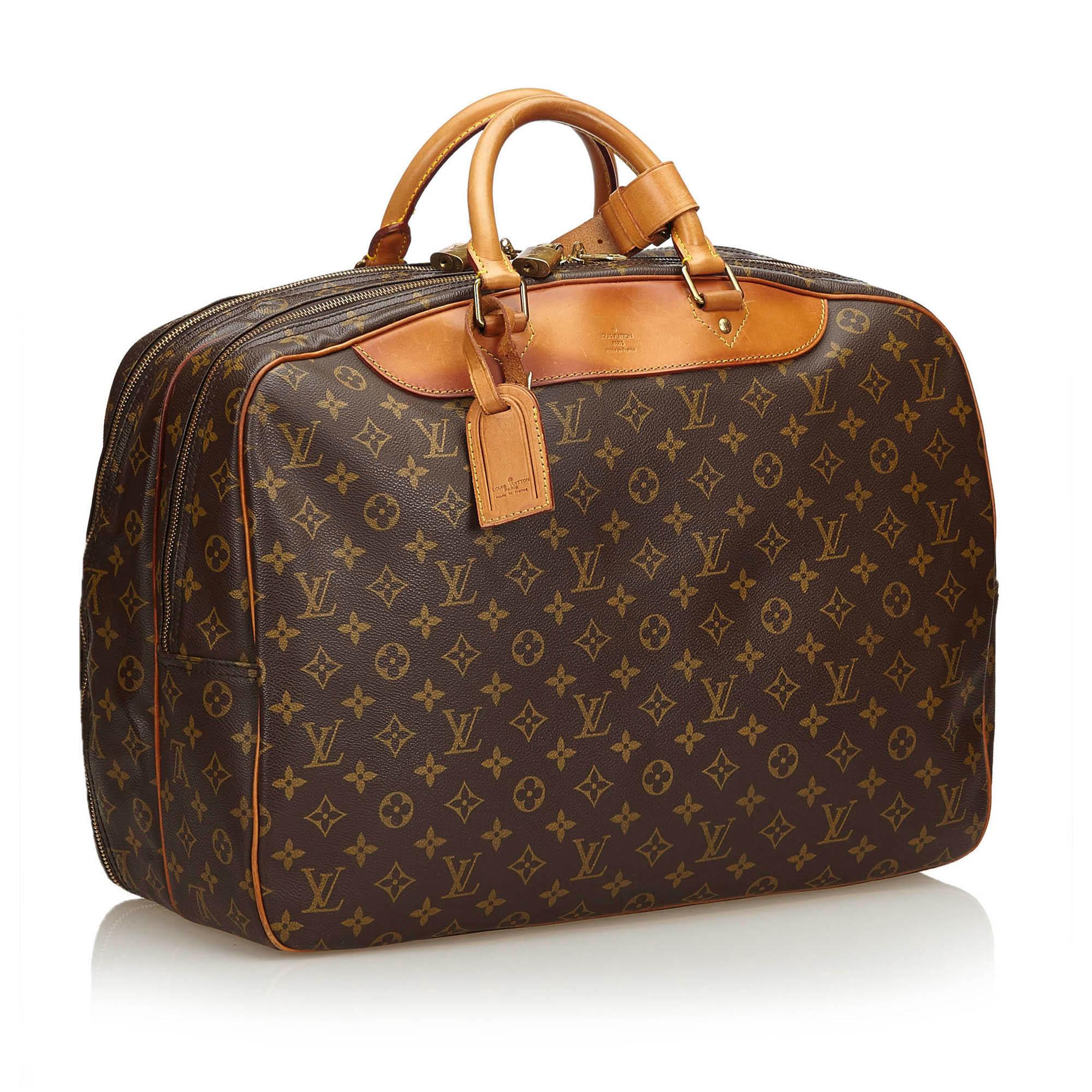 The Alize 2 Poches features a monogram canvas, rolled leather handles, a zip around closure, and interior slip and zip compartments It carries as B condition rating.

Inclusions: 
Padlock


Louis Vuitton pieces do not come with an authenticity
