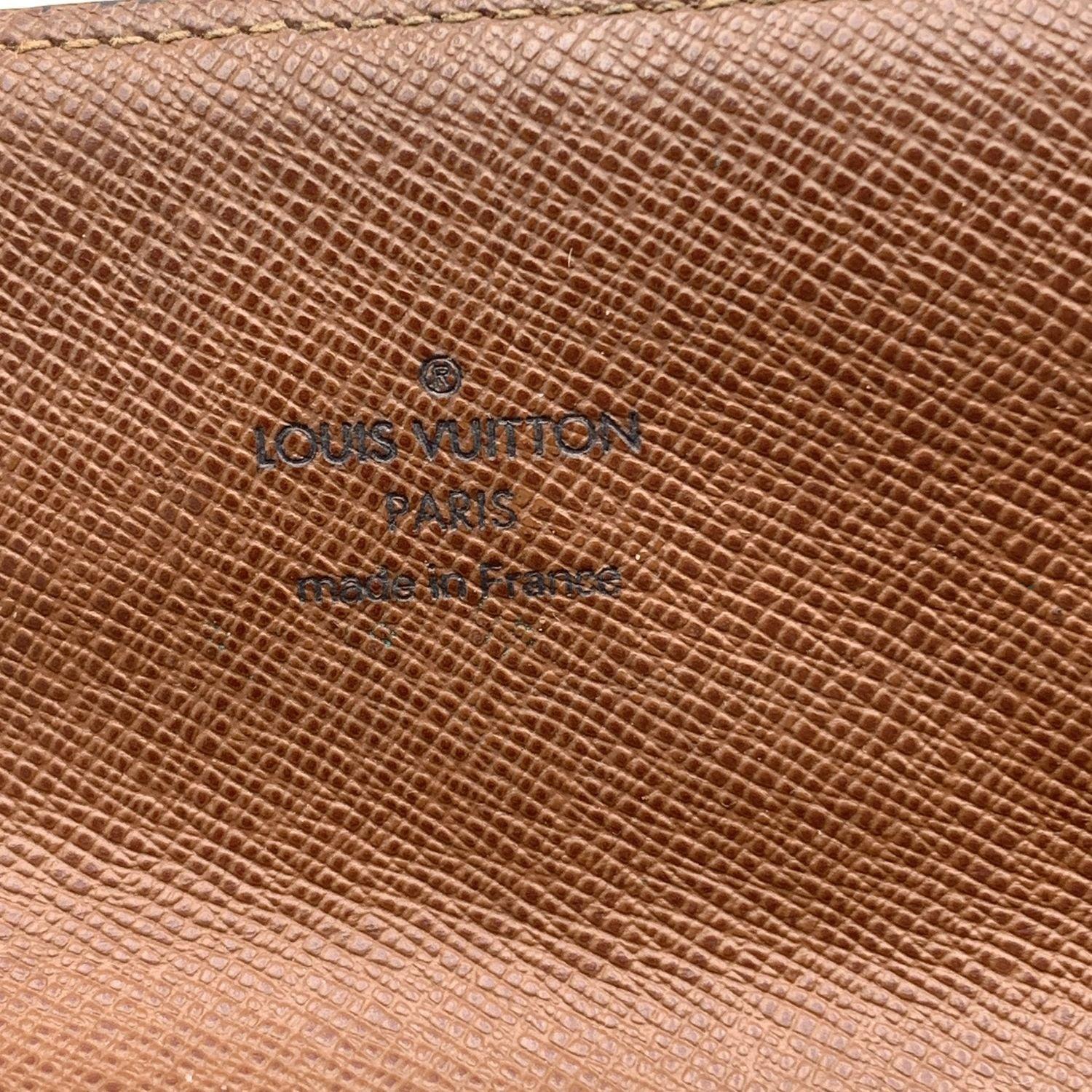 Donna Portafoglio lungo Louis Vuitton in tela Monogram marrone Accordeon in vendita