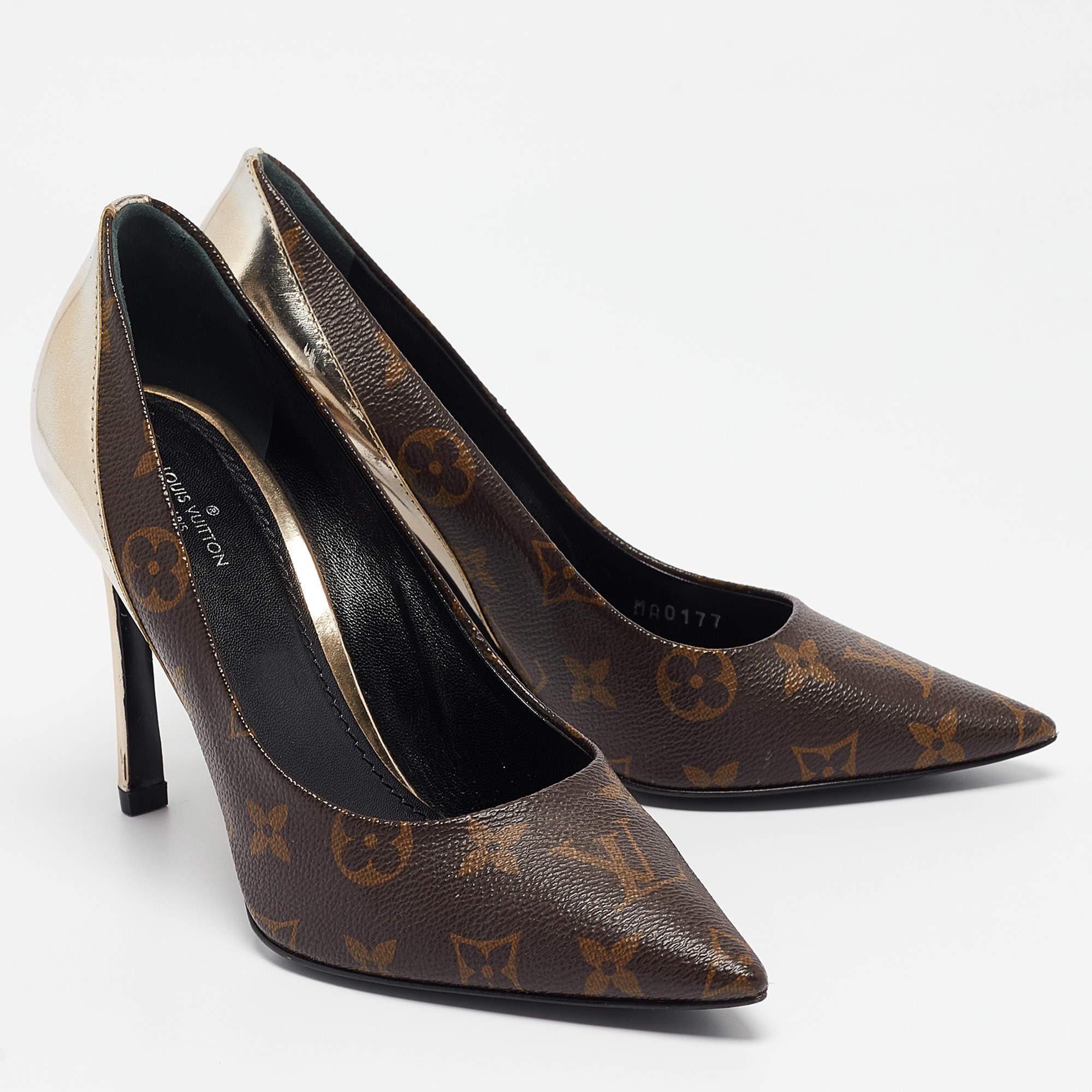 Louis Vuitton Brown Monogram Canvas and Leather Chérie Pumps Size 37.5 In Good Condition In Dubai, Al Qouz 2