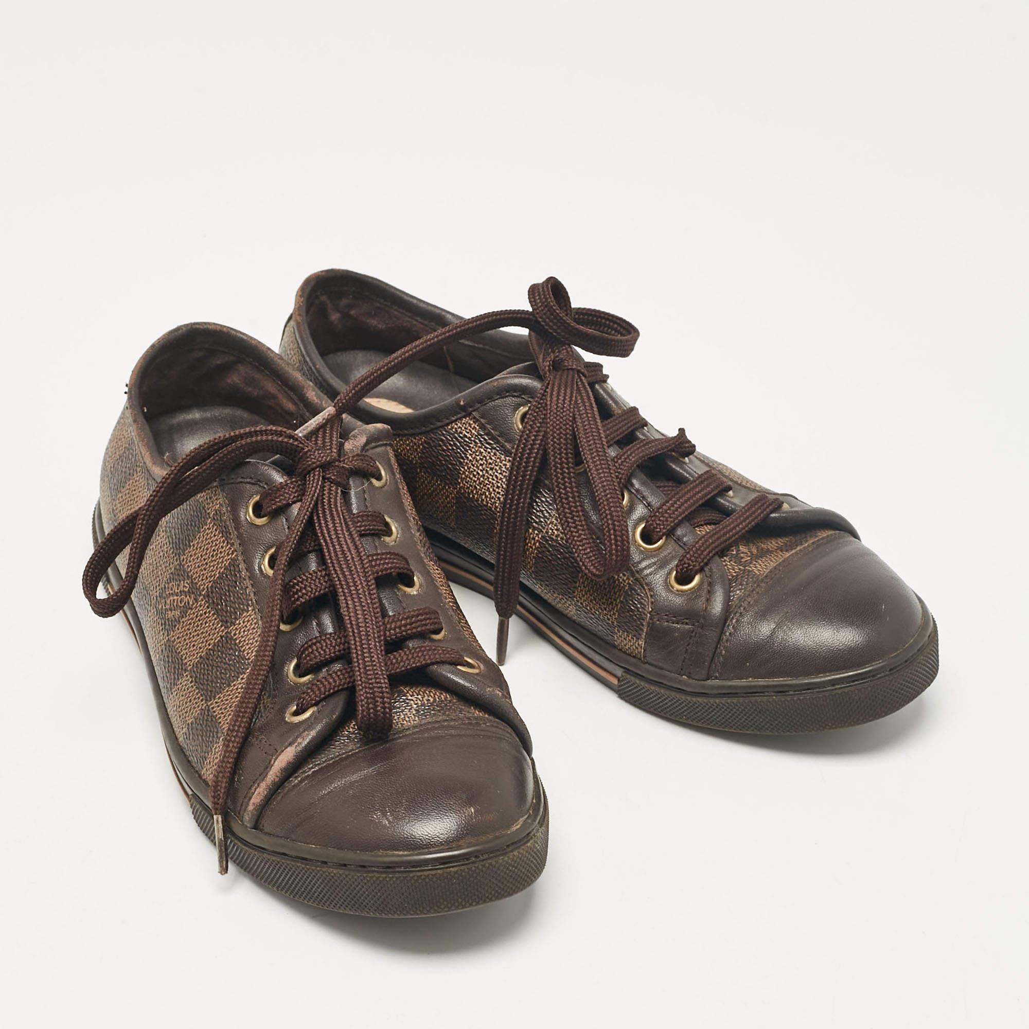 Louis Vuitton Brown Monogram Canvas and Leather Lace Up Sneakers Size 35 In Fair Condition In Dubai, Al Qouz 2