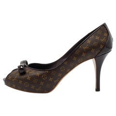 Louis Vuitton Brown Monogram Canvas and Patent Leather Bow Peep Toe Size 39