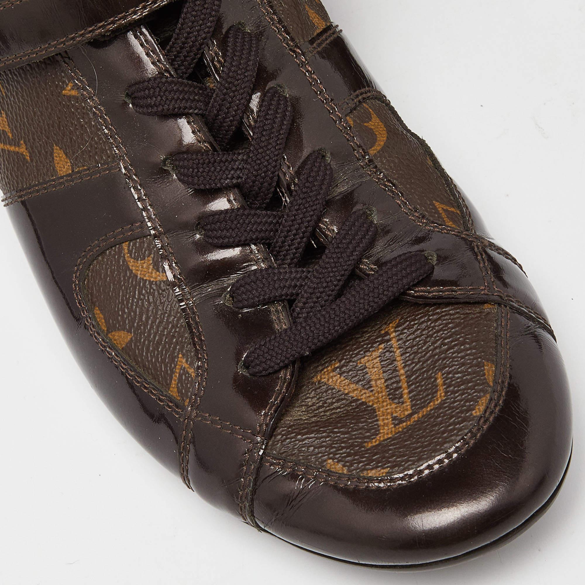 Women's Louis Vuitton Brown Monogram Canvas and Patent Leather Gloe Trotter Sneakers Siz For Sale