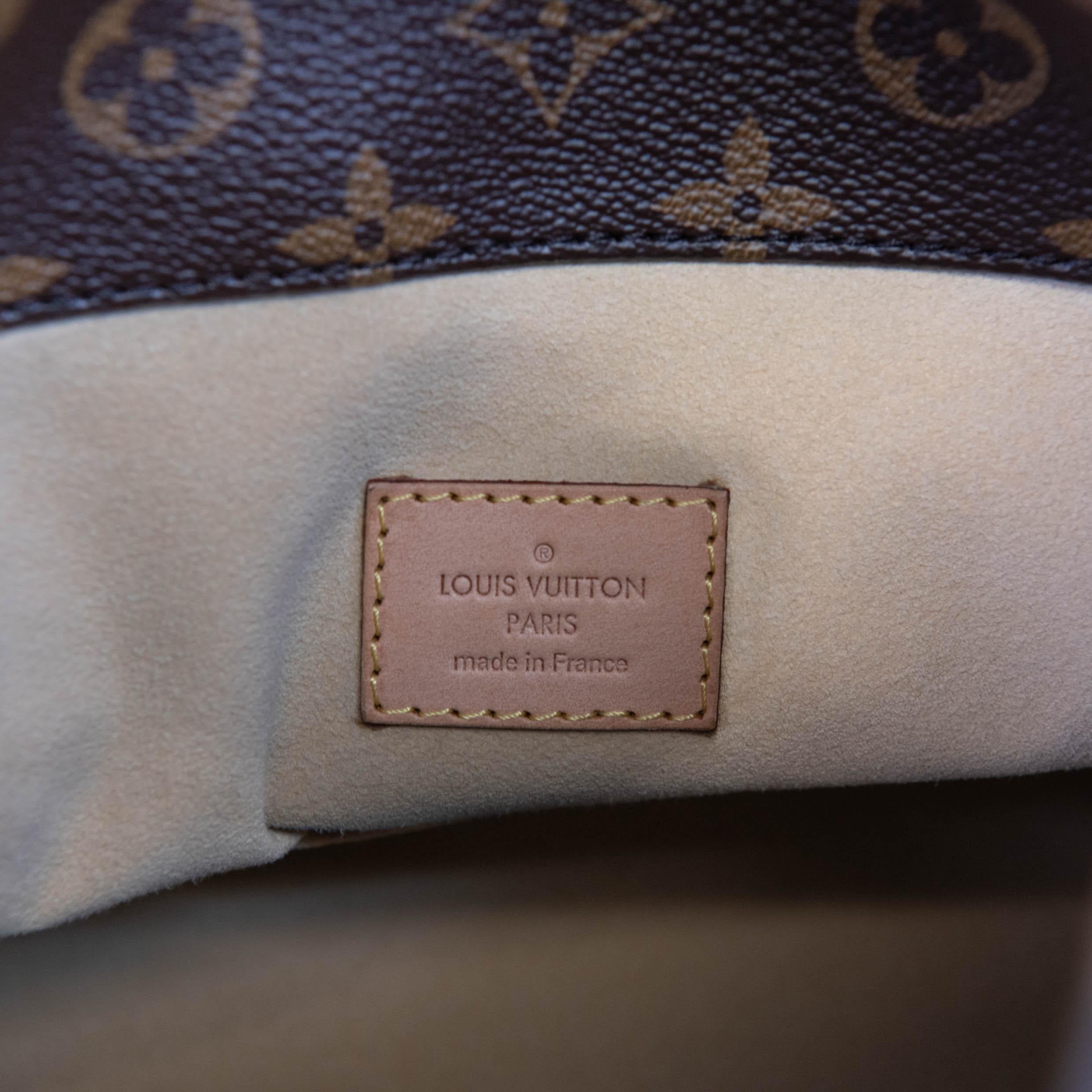 Louis Vuitton Brown Monogram Canvas Artsy MM Shoulder Bag 2