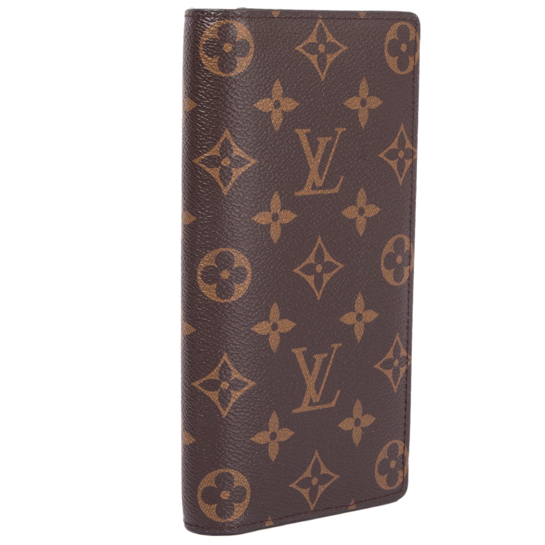 100% authentic Louis Vuitton Brazza wallet in monogram canvas (100%). It features 16 credit card slots plus four billfolds. Has one large zipped compartment for coins and is lined in cognac coated canvas. Has been carried and is in excellent