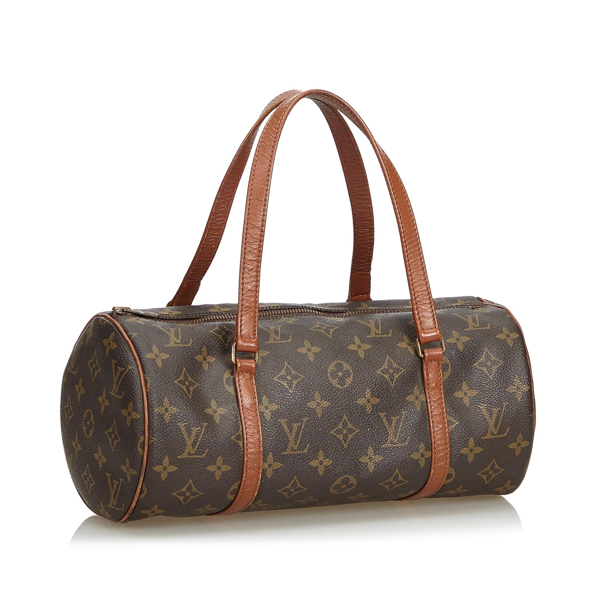 The Papillon 30 features the Monogram canvas, flat leather shoulder straps and trim, and a top zip closure. It carries as B condition rating.

Inclusions: 
This item does not come with inclusions.


Louis Vuitton pieces do not come with an