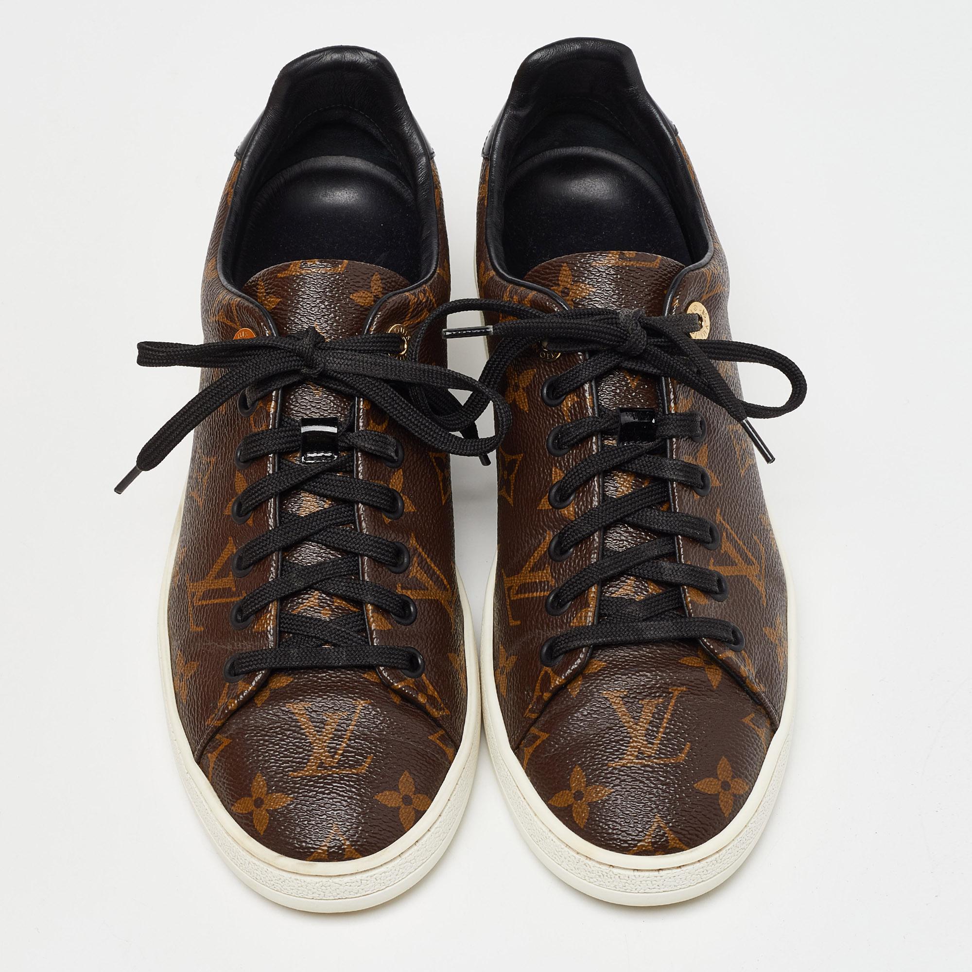 Louis Vuitton Brown Monogram Canvas Frontrow Low Top Sneakers Size 40 In Good Condition In Dubai, Al Qouz 2