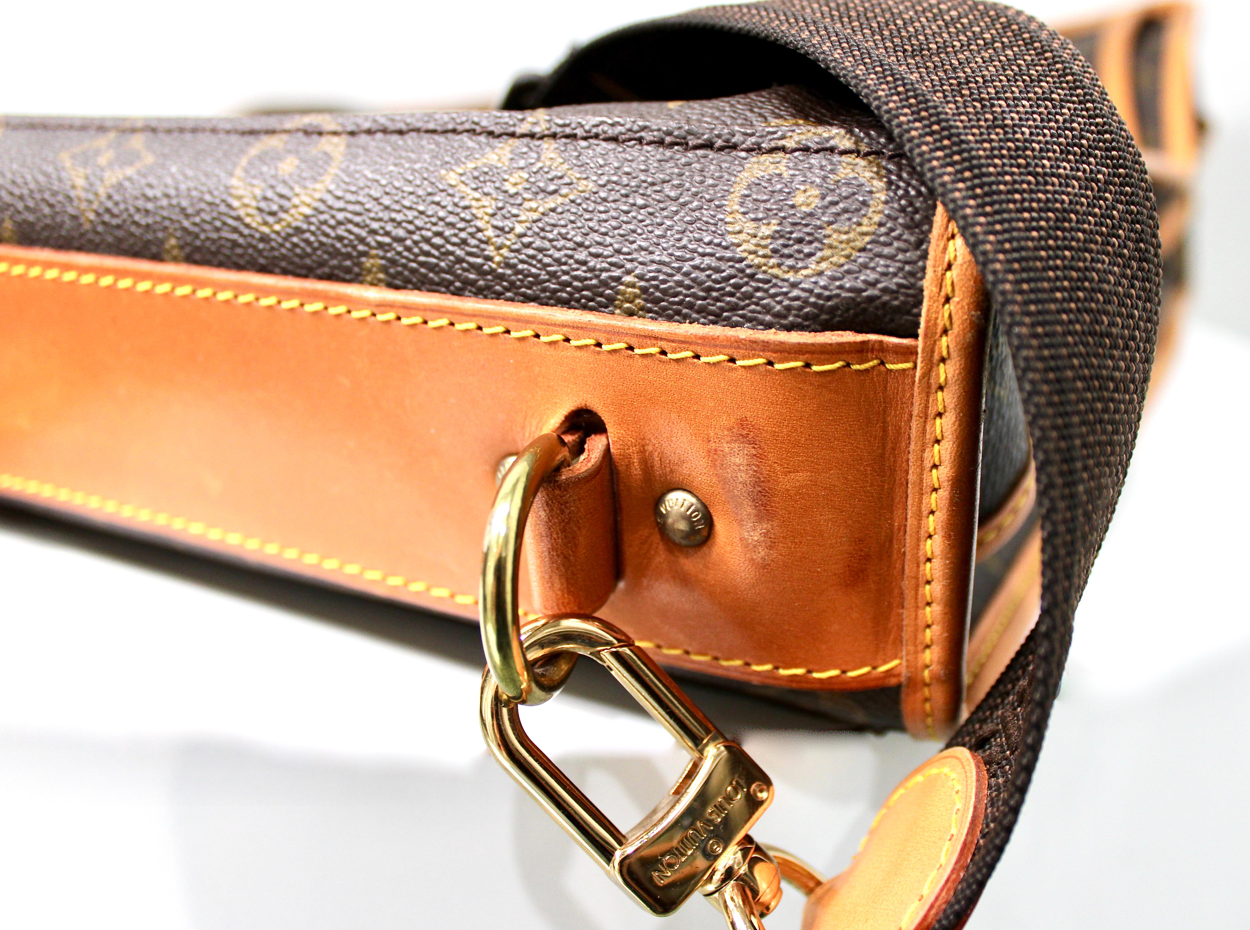 De las mujeres Bolsa de viaje de lona con monograma marrón Louis Vuitton en venta