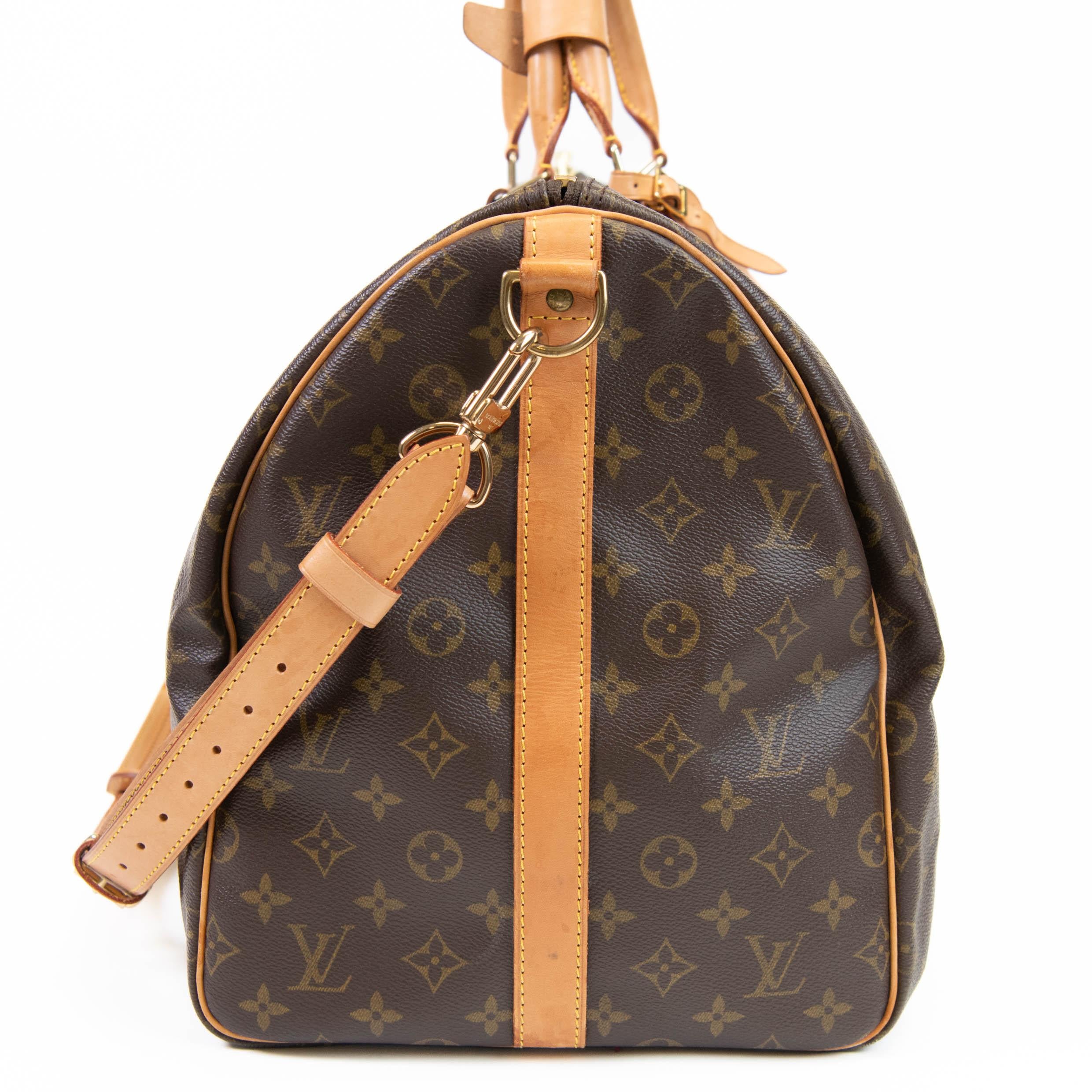 Women's or Men's Louis Vuitton Brown Monogram Canvas Keepall Bandouliere 55 For Sale