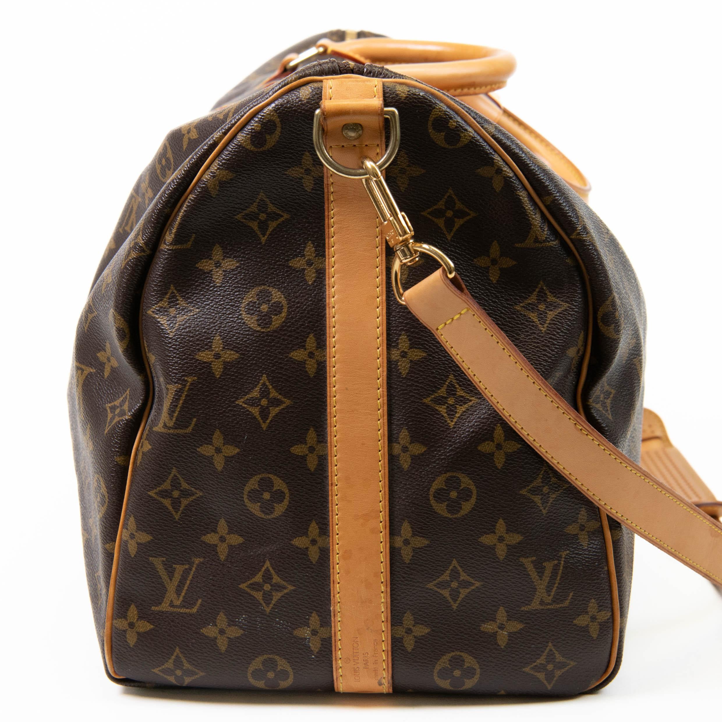 Women's or Men's Louis Vuitton Brown Monogram Canvas Keepall Bandouliere 55 For Sale