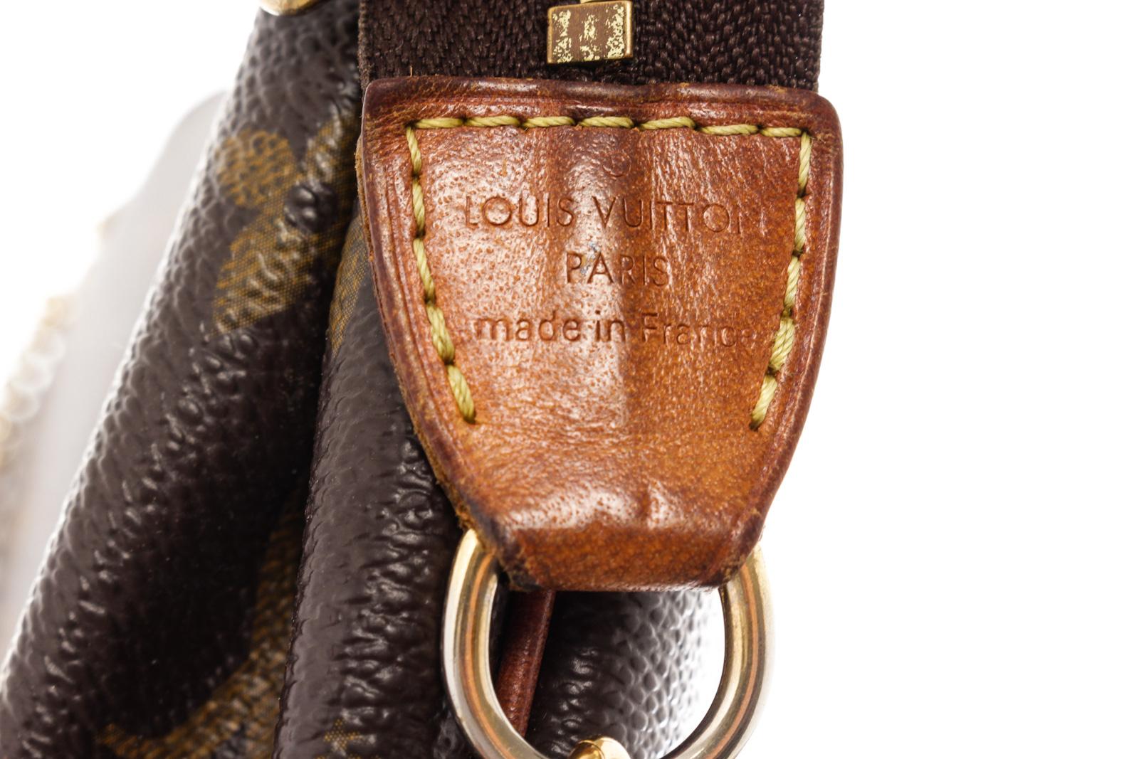Eva Pochette-Umhängetasche aus Segeltuch mit braunem Monogramm von Louis Vuitton im Angebot 1