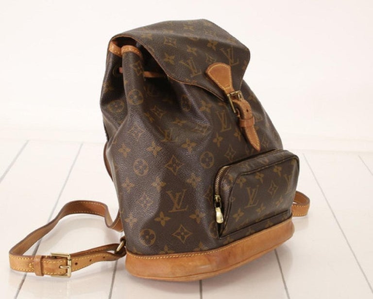 Louis Vuitton Montsouris PM backpack monogram canvas / leather GHW (Ne