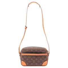 Louis Vuitton Brown Monogram Canvas Leather Trocadero 23cm Crossbody Bag
