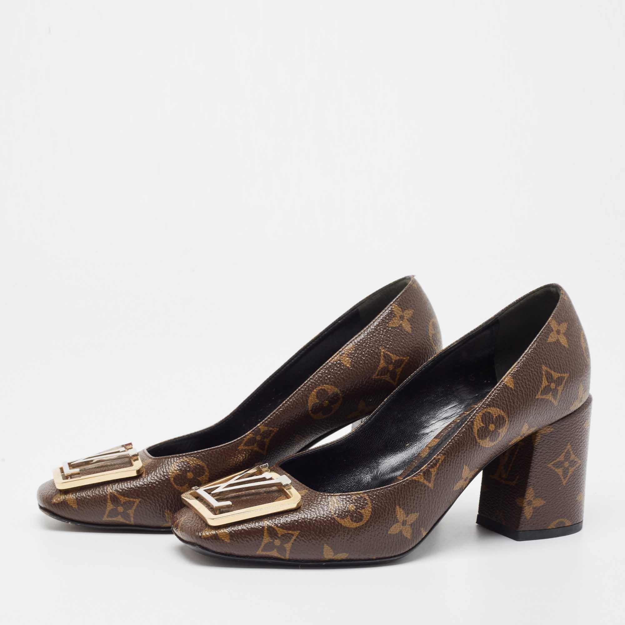 Louis Vuitton Brown Monogram Canvas Madeleine Pumps Size 37 In Good Condition In Dubai, Al Qouz 2