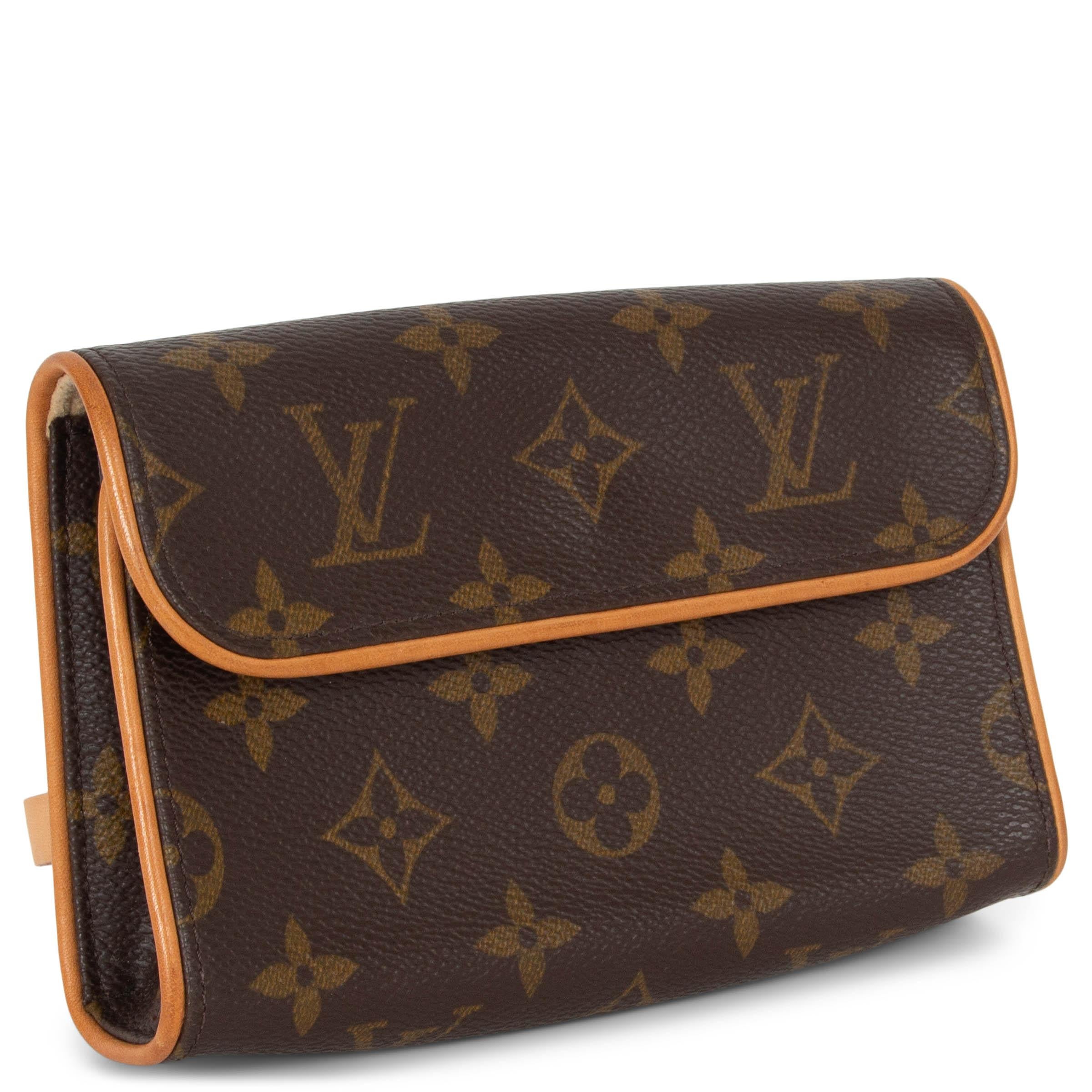This 100% authentic Louis Vuitton Florentine belt bag is a timeless accessory, crafted in the iconic brown and camel Monogram canvas. Featuring a natural leather belt strap, it exudes classic elegance and versatility. The bag is lined in soft beige