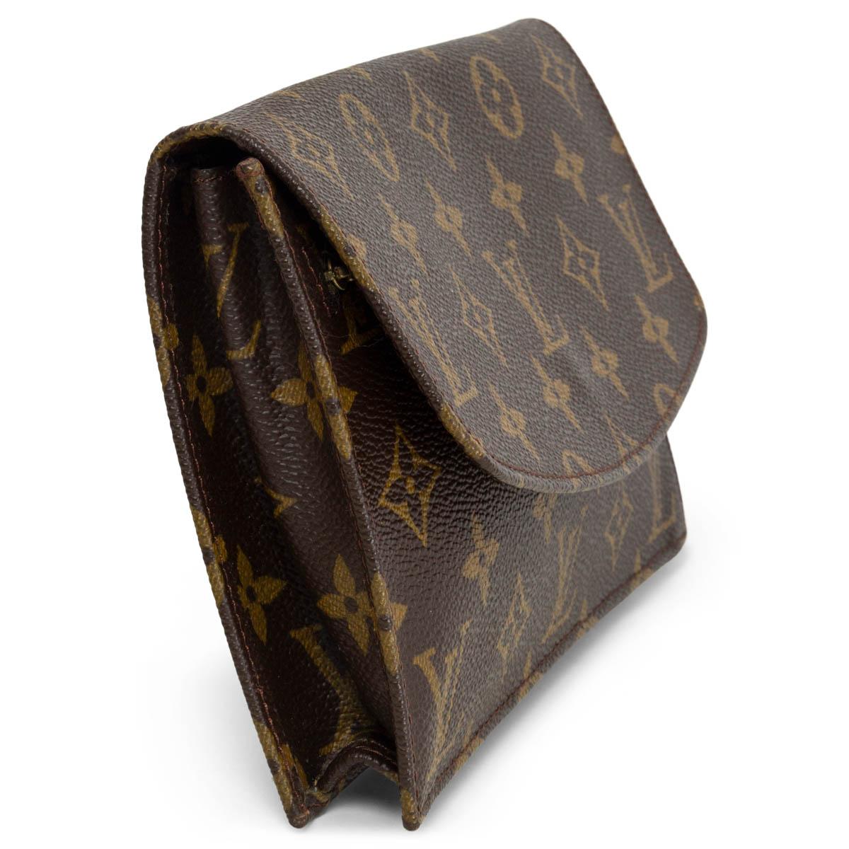 100% authentic Louis Vuitton Rabat Clutch in brown and olive green Monogram canvas. Open with a push button and has a zipper pocket under the flap. Lined in brown faux leather with a slip pocket under the flap. Has been carried and is in excellent