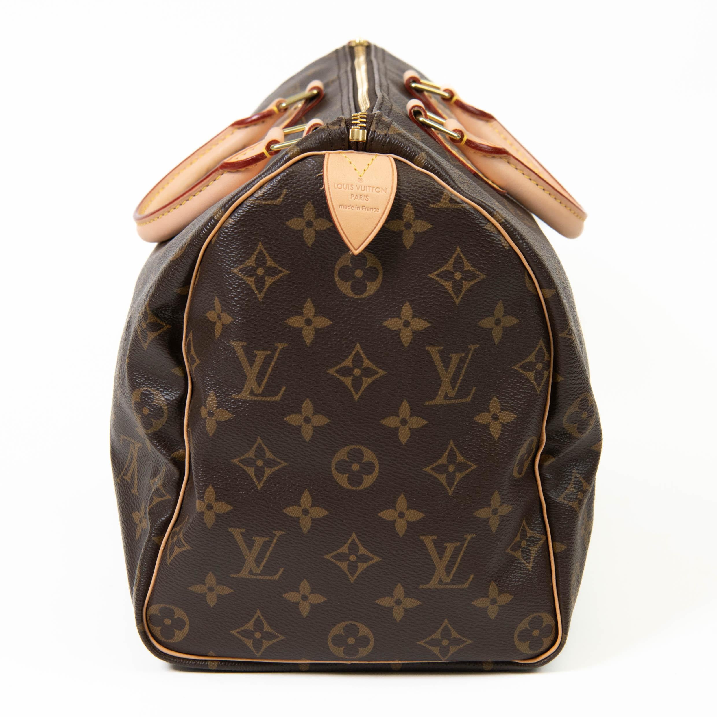 Women's or Men's Louis Vuitton Brown Monogram Canvas Speedy 35 For Sale