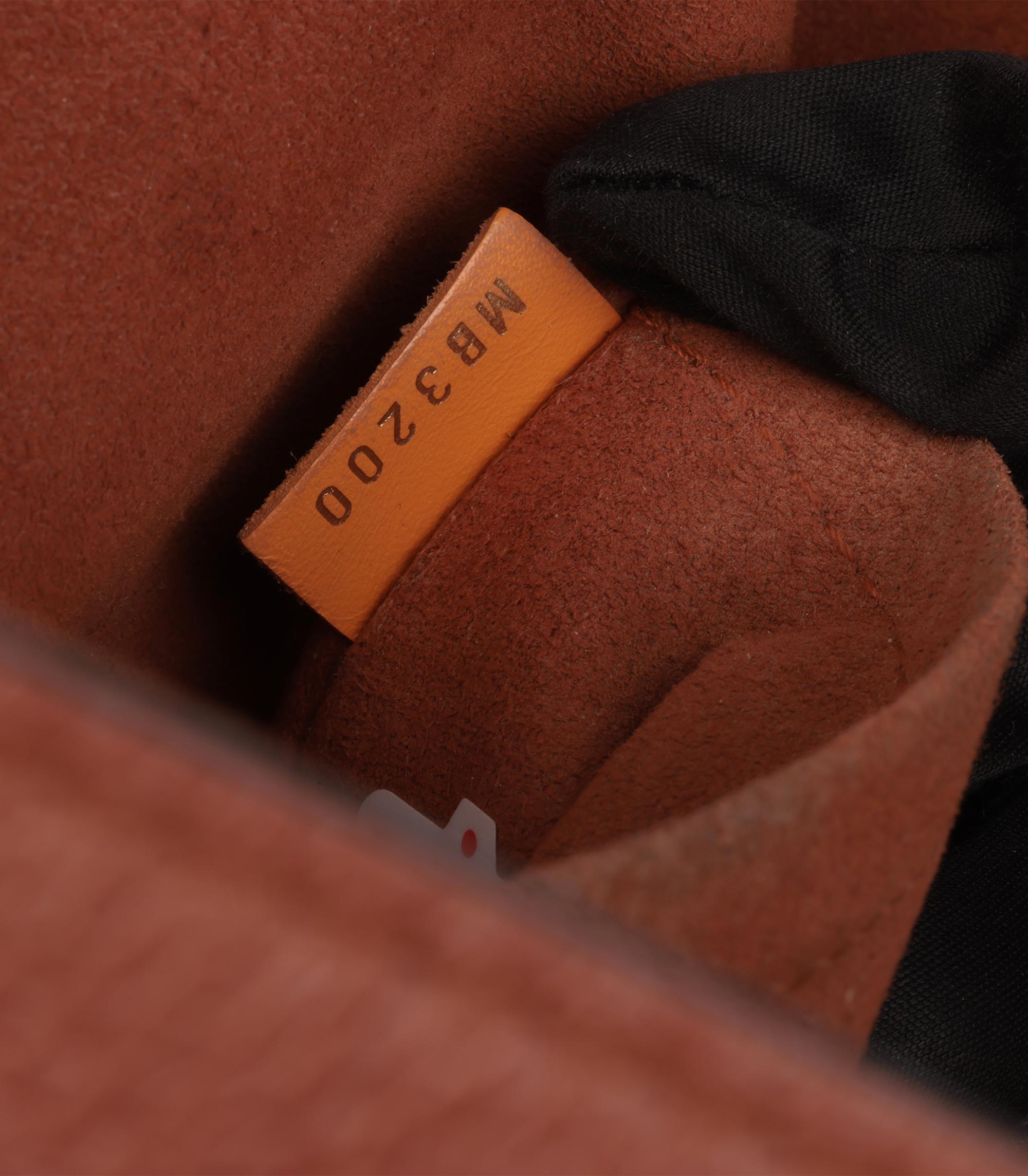 Louis Vuitton Toile enduite monogramme marron et cuir de veau beige, marron, orange en vente 4