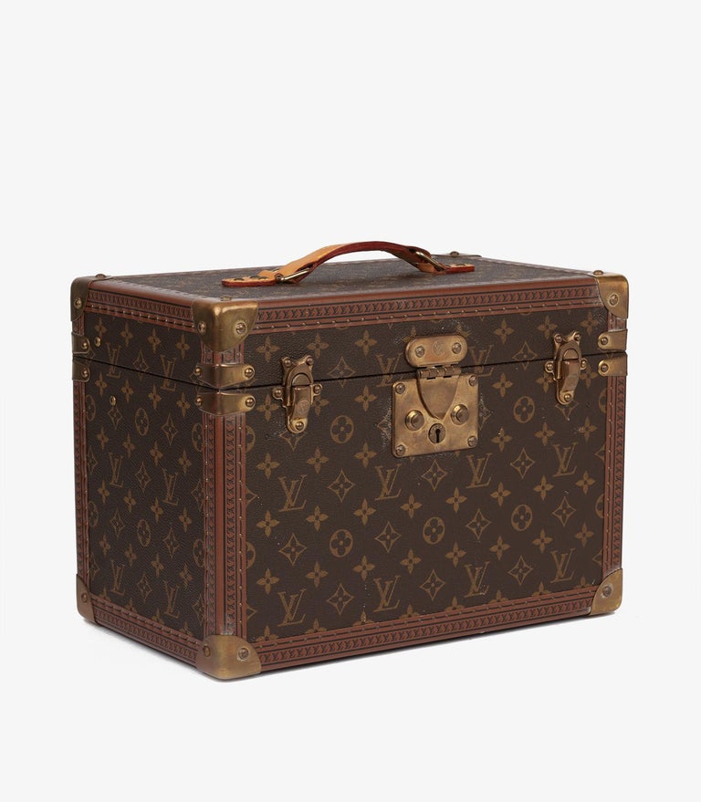 Louis Vuitton Train Case, Louis Vuitton Boite Pharmacie, Louis Vuitton Case  at 1stDibs