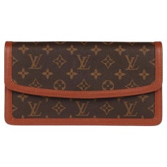 Louis Vuitton Pochette vintage in tela e pelle di vitello rivestita di Monogram Marrone