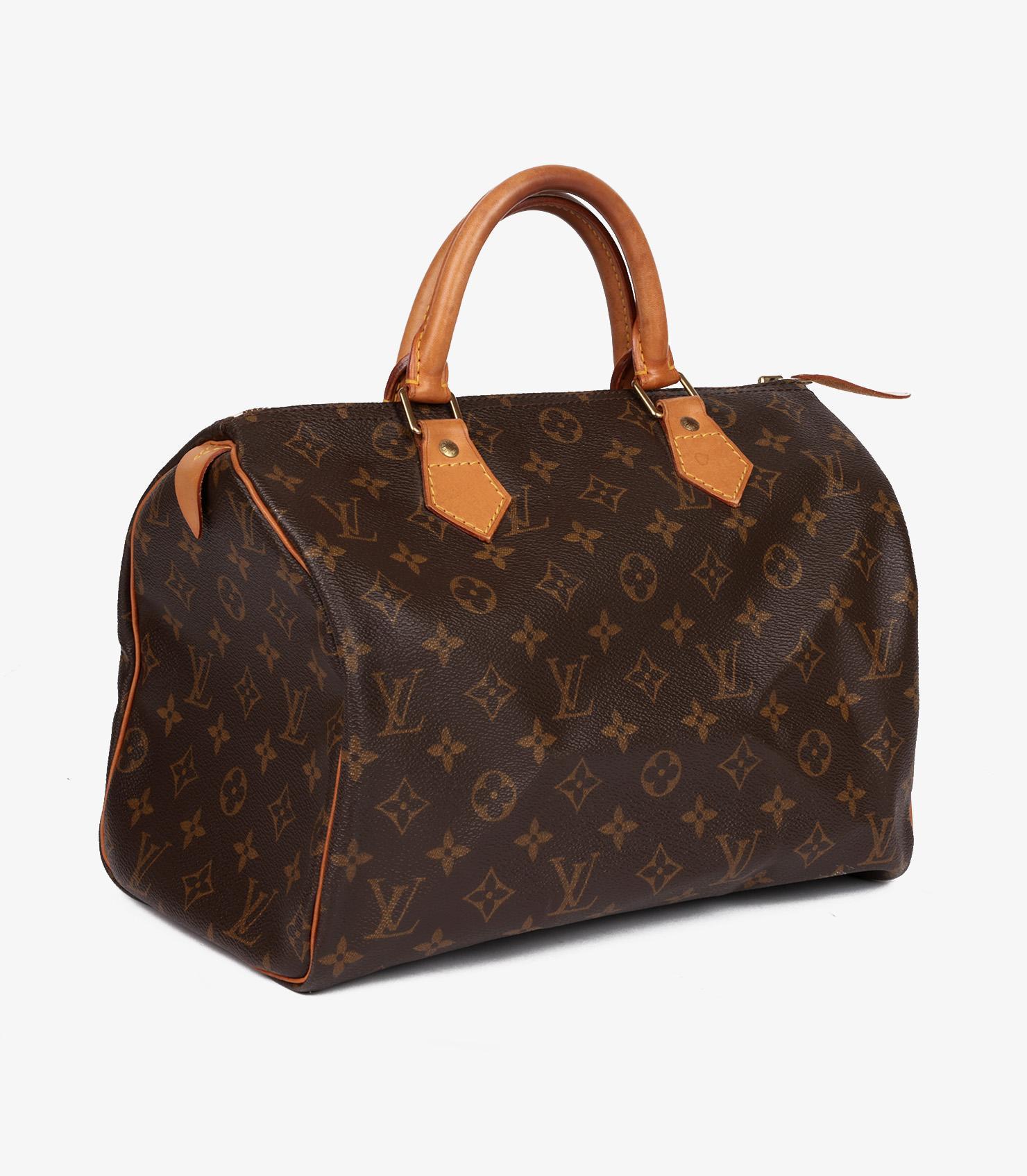 Brand- Louis Vuitton
Model- Speedy 30
Product Type- Shopper, Tote
Serial Number- TH****
Age- Circa 2001
Colour- Brown
Hardware- Golden Brass
Material(s)- Coated Canvas, Vachetta Leather

Height- 21cm
Width- 30cm
Depth- 17cm
Handle Drop-