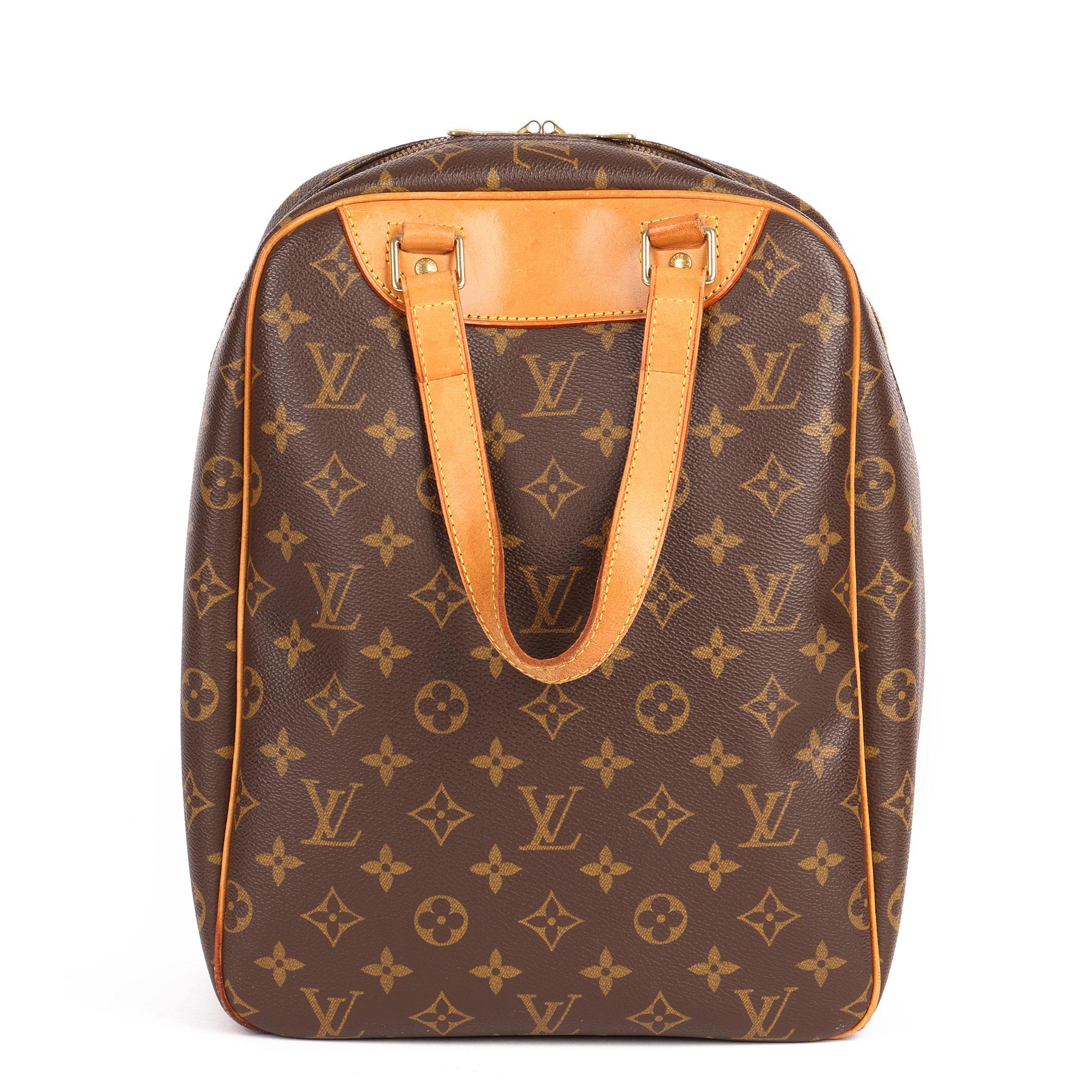 LOUIS VUITTON
Brown Monogram Coated Canvas & Vachetta Leather Vintage Excursion

Xupes Reference: CB441
Serial Number: VI1919
Age (Circa): 1999
Authenticity Details: Date Stamp (Made in France)
Gender: Ladies
Type: Tote

Colour: Brown
Hardware: