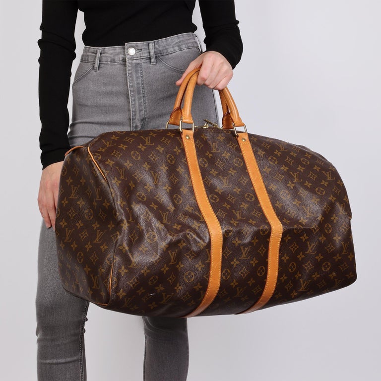 LOUIS VUITTON Brown Monogram Coated Canvas & Vachetta Leather Vintage Keepall 55 For Sale 7