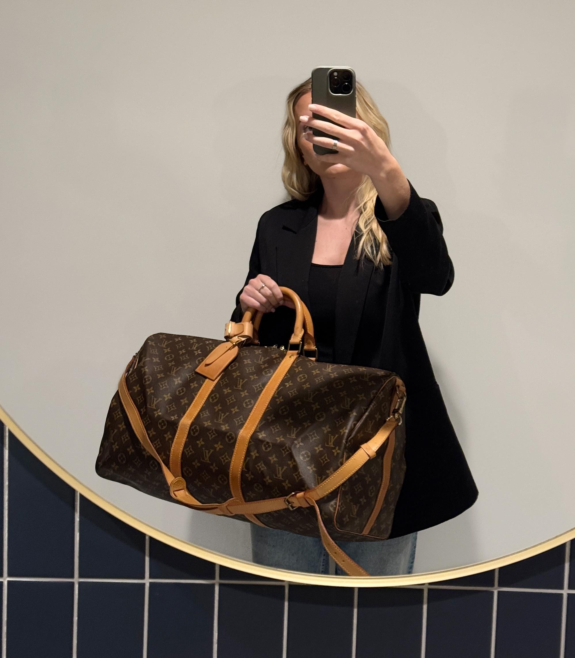 Louis Vuitton Brown Monogram Coated Canvas & Vachetta Leather Vintage Keepall 55 Bandoulière

Product Details
Xupes Ref: HB5834
Brand: Louis Vuitton
Model: Keepall 55 Bandoulière
Type: Travel
Serial Number: VI882
Age: 1988
RRP: £2,050
Accompanied