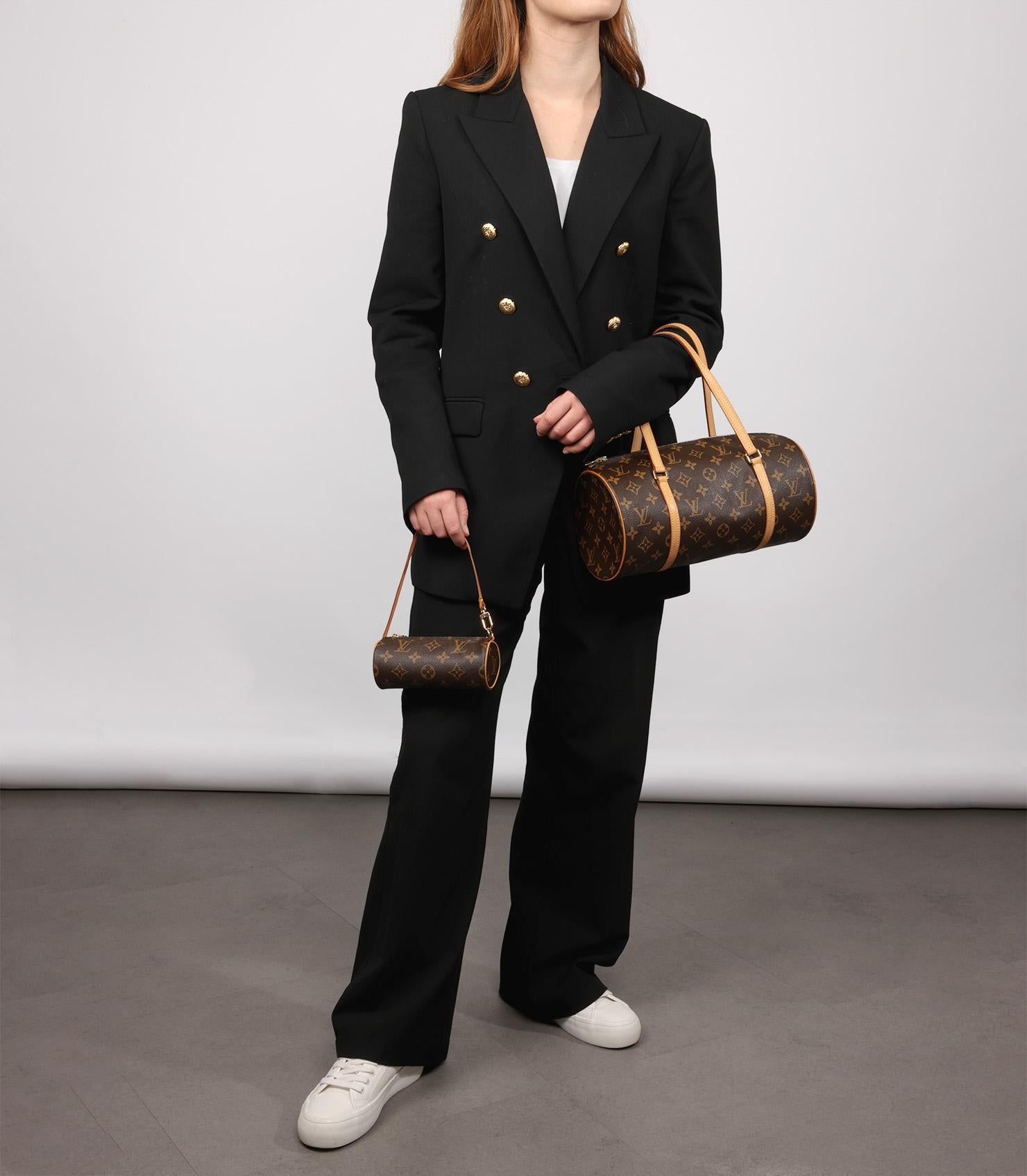 Louis Vuitton Brown Monogram Coated Canvas & Vachetta Leather Vintage Papillon 30 with Pouch

Product Details
Xupes Ref: HB5694
Brand: Louis Vuitton
Model: Papillon 30
Type: Shoulder, Tote
Serial Number: MB1026
Age: 2006
Accompanied By: Louis