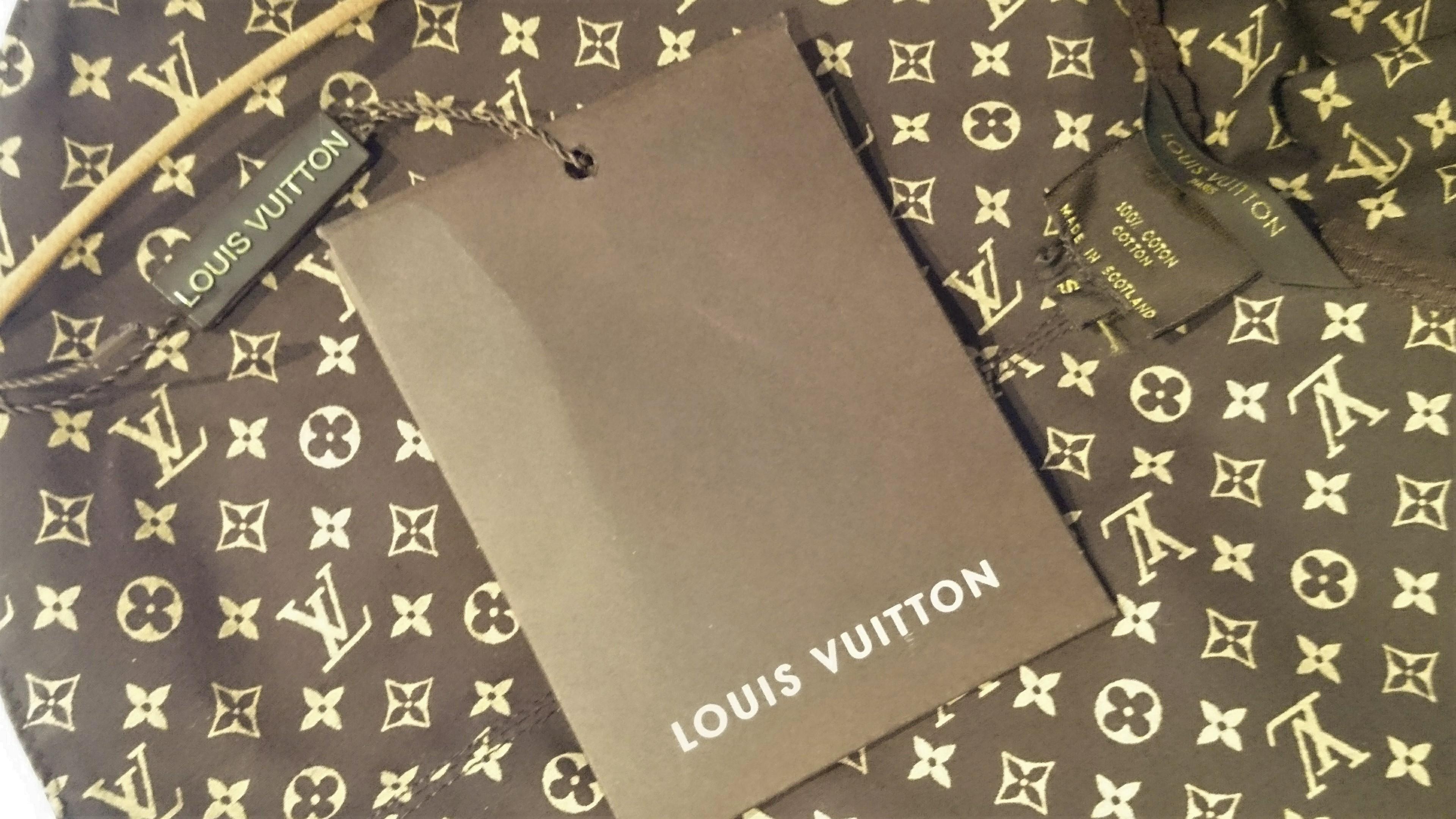 Louis VUITTON Brown Monogram Collection Hat - Unworn, New with tags For Sale 1