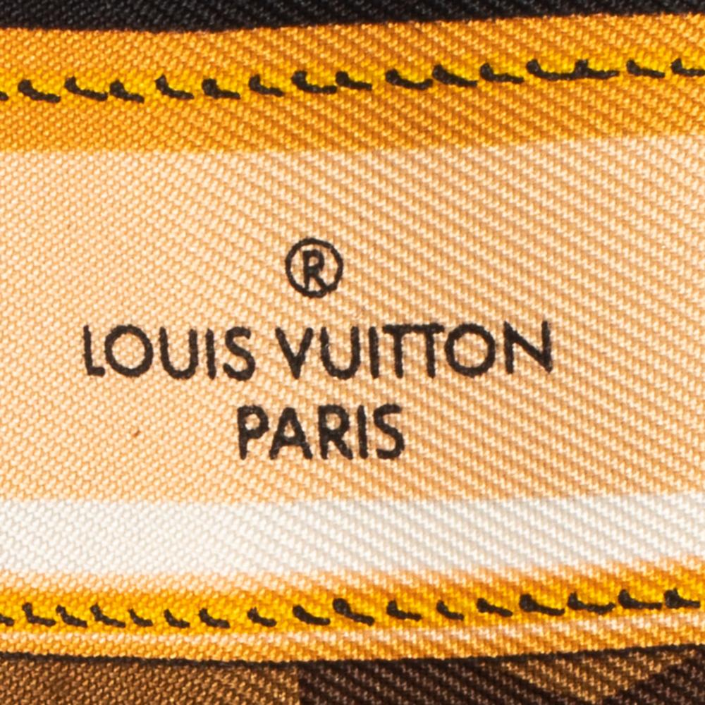 Louis Vuitton Brown Monogram Confidential Silk Bandeau In New Condition In Dubai, Al Qouz 2