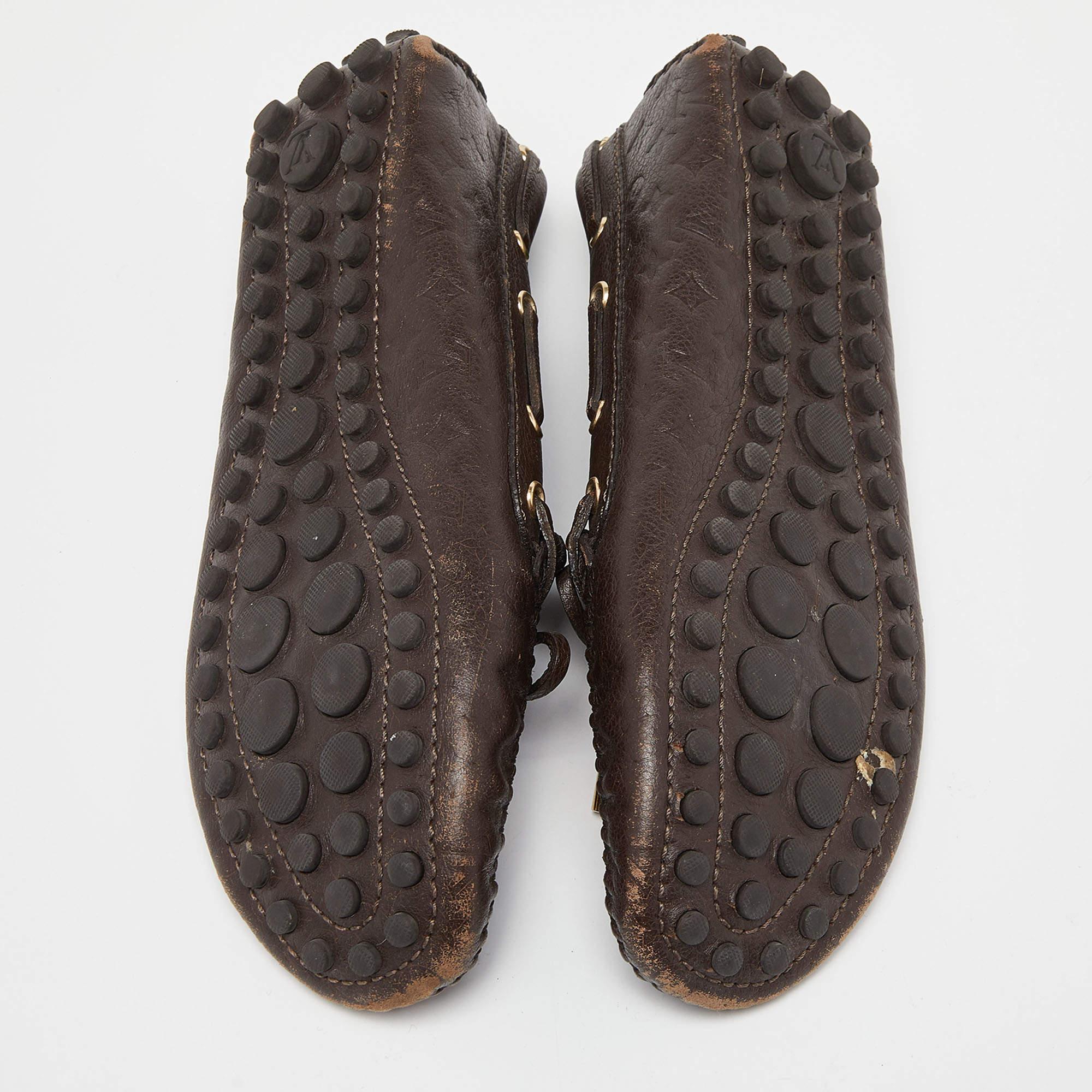 Louis Vuitton Brown Monogram Embossed Leather Gloria Loafers Size 37 For Sale 2
