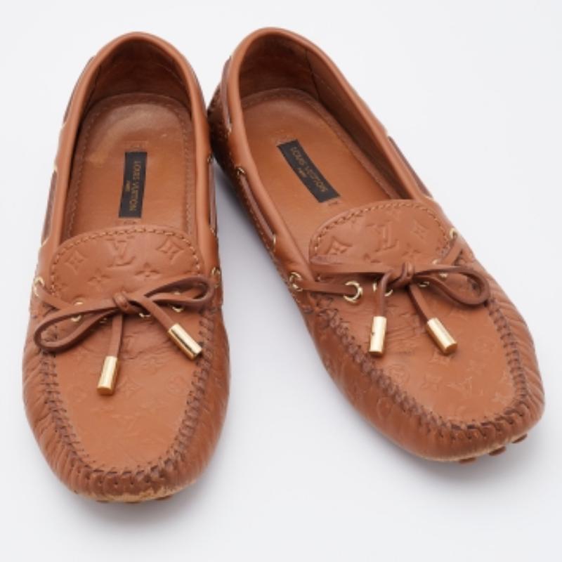 Practical, fashionable, and durable—these designer loafers are carefully built to be fine companions to your everyday style. They come made using the best materials to be a prized buy.